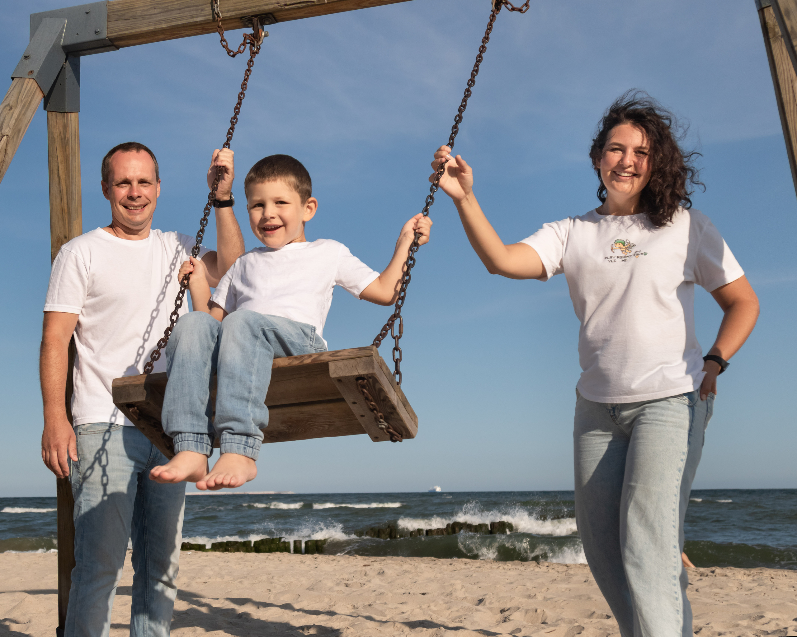 Семейная веселая фотосессия. Фотограф Зеленоградск Лиана Сопина