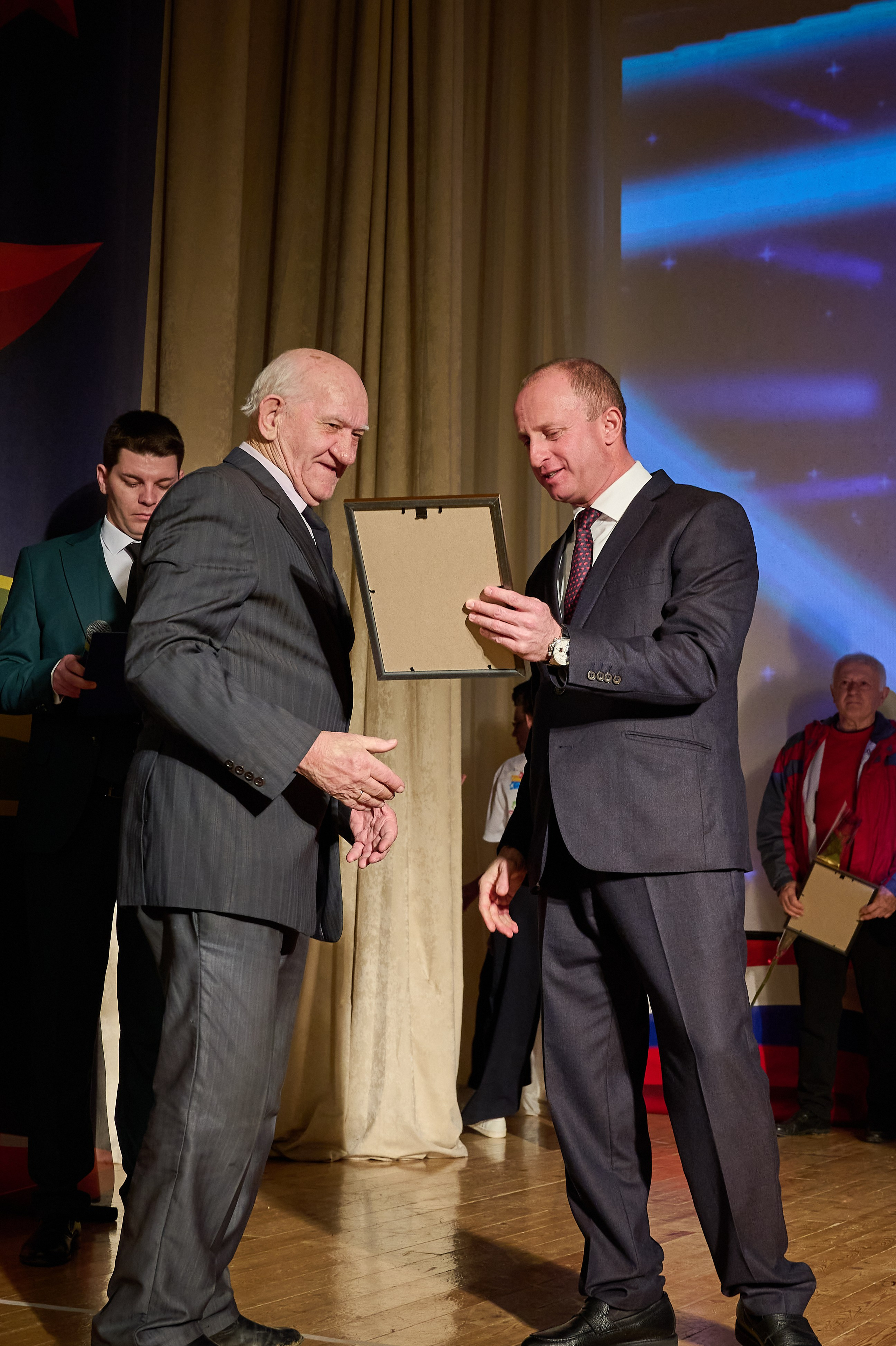 Кабардинка 23 февраля. Жизнь курорта Кабардинка в фотографиях