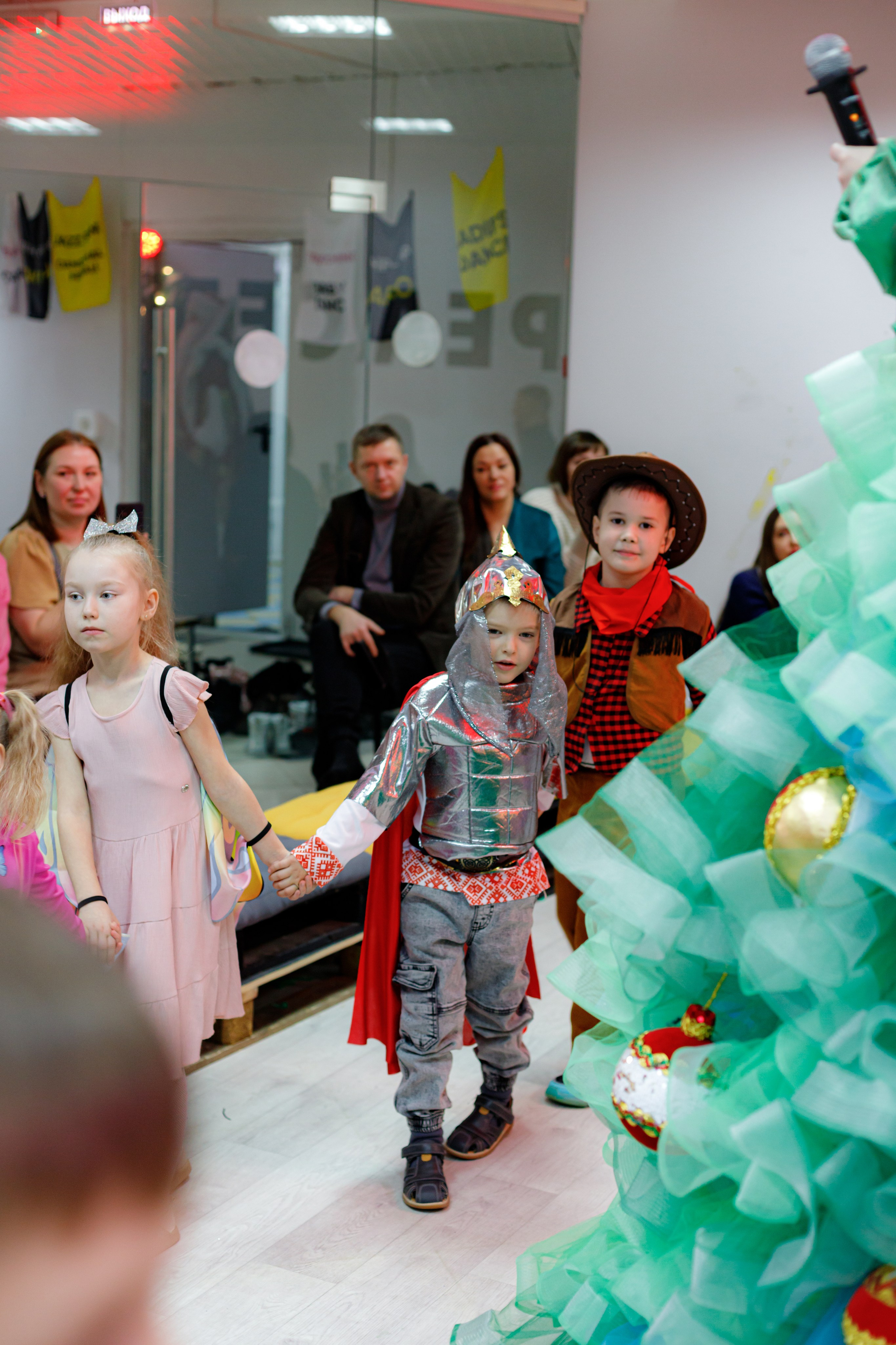 HAPPY NEW YEAR PART/5. Photokarish