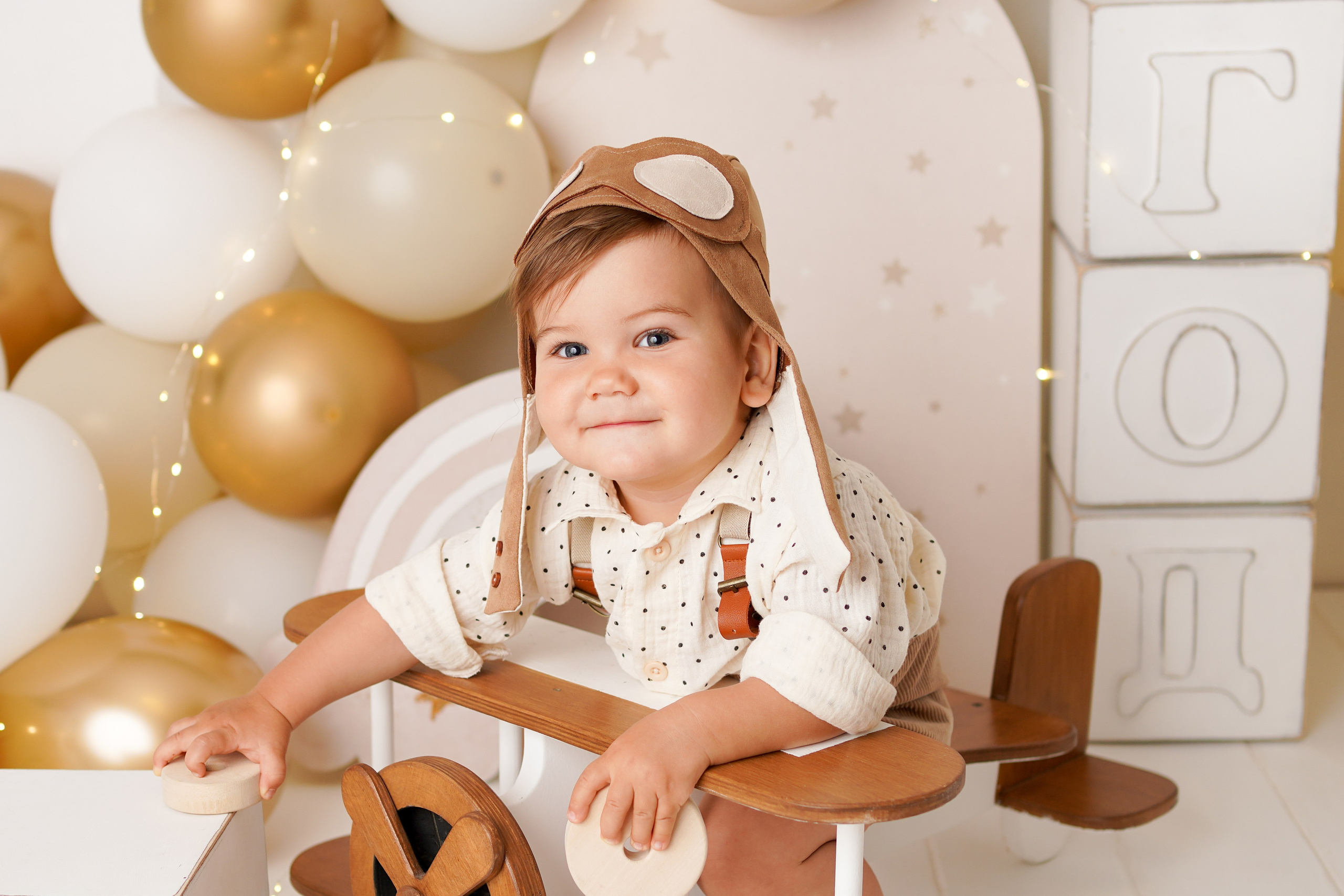 Детская фотосессия Первый год. Детский фотограф и фотограф новорожденных в Калининград Оксана Иваний