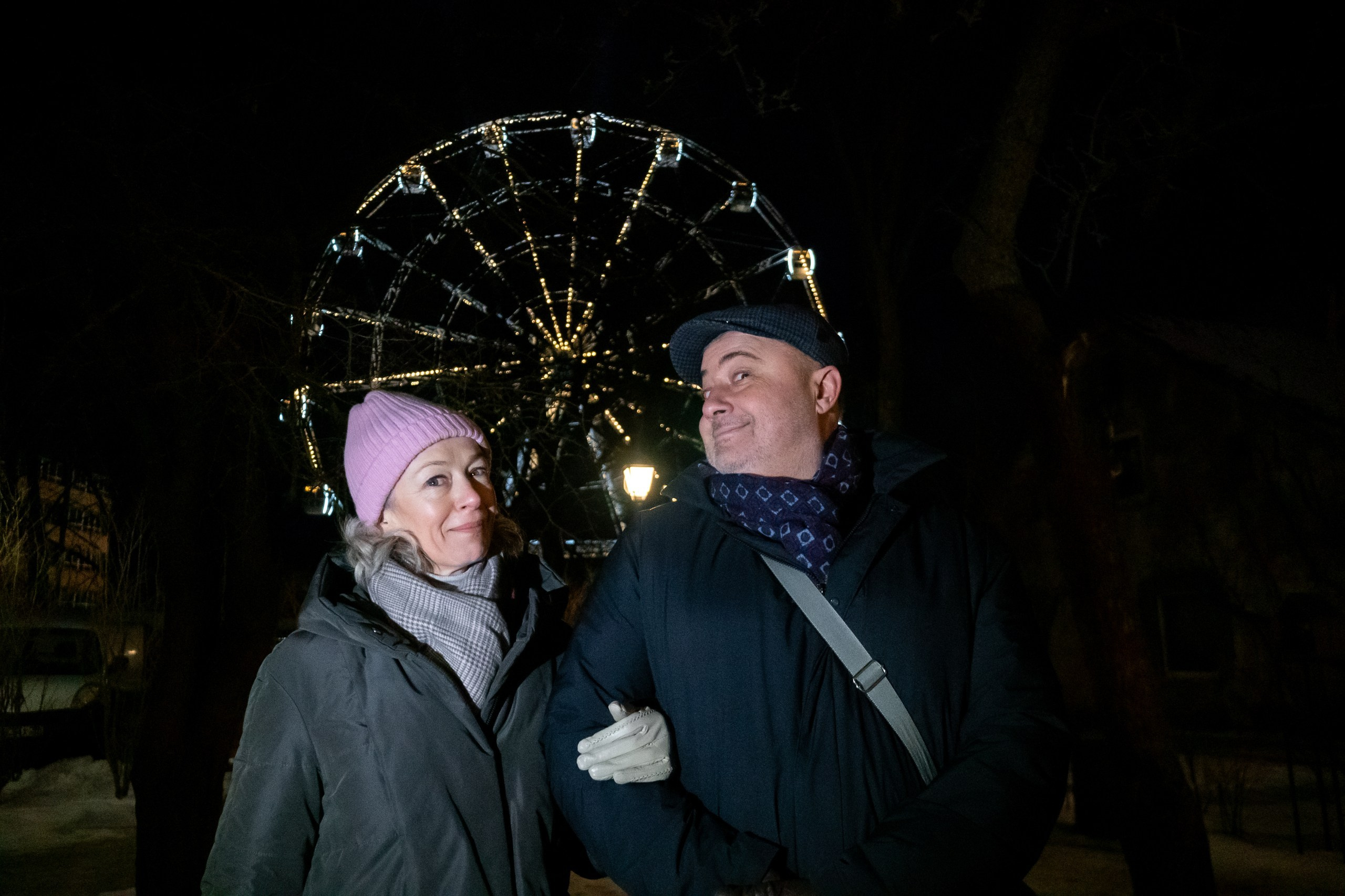Двое в Новогоднем Зеленоградске. Фотограф Татьяна Рутковская Калининград