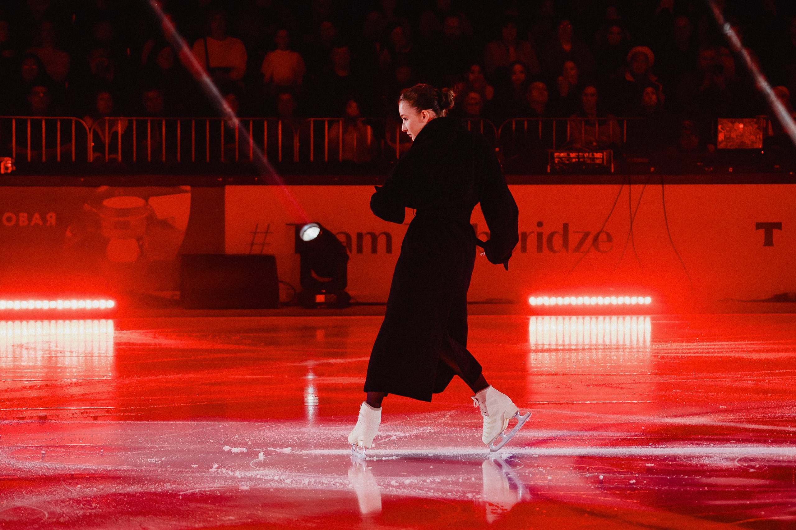 Шоу Этери Тутберидзе в Новосибирске. Воробьева Ксения — Спортивный и танцевальный фотограф Новосибирск