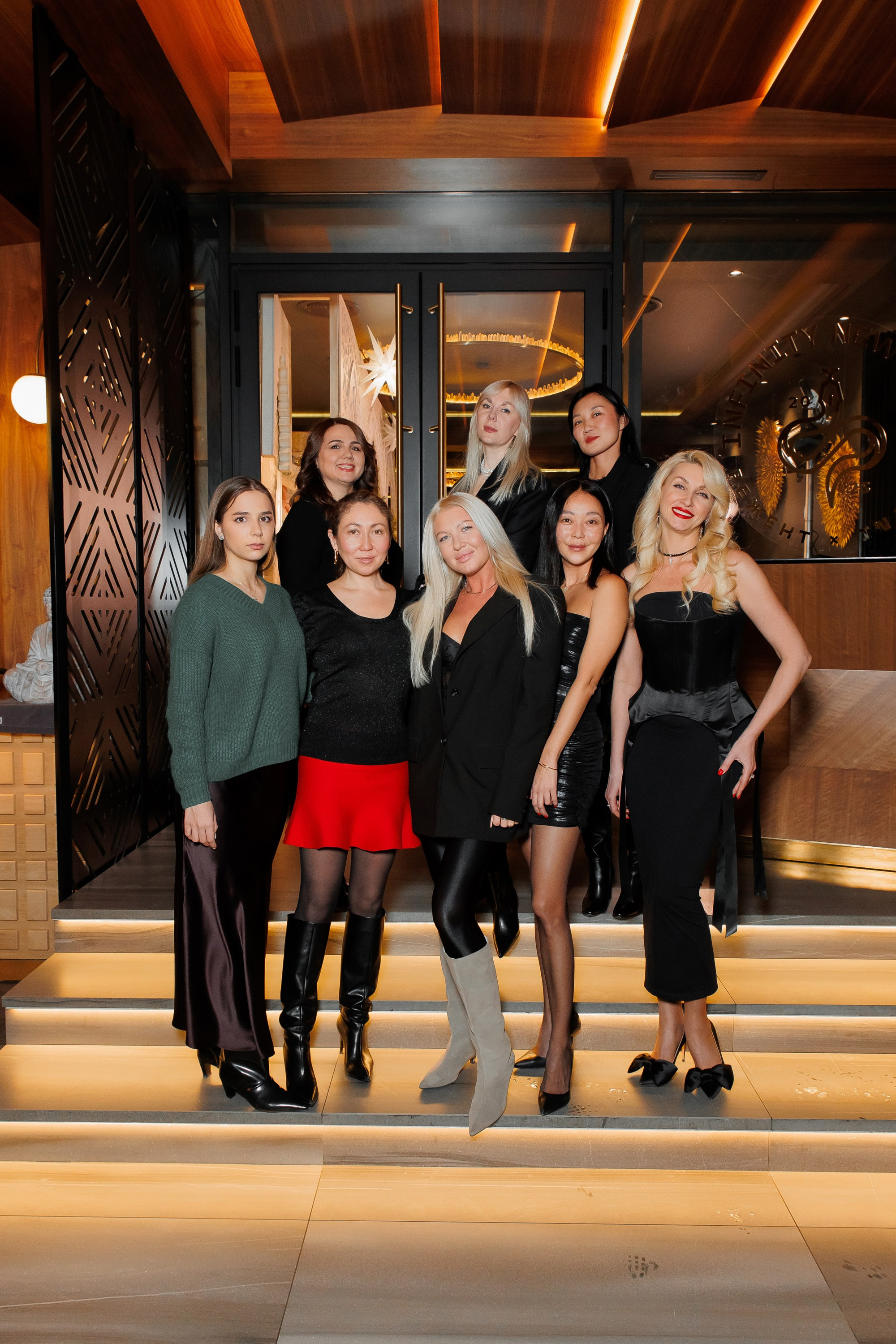 РЕЖЕНТ — HAPPY VALENTINES DAY. СВОИ. ФОТООТЧЕТЫ-СОБЫТИЯ-МЕСТА