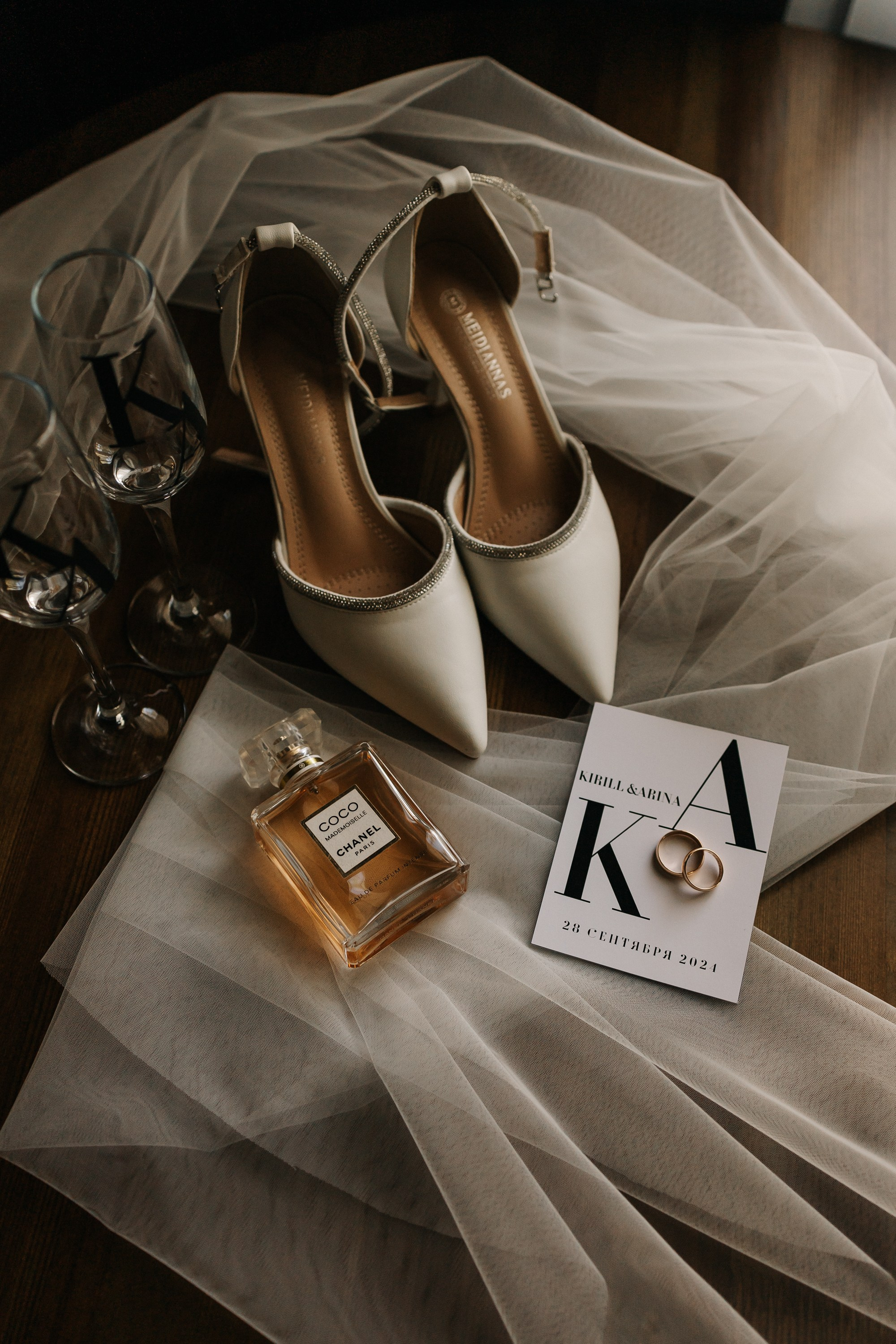 Фотограф свадебный, репортажный, индивидуальный, фото для маркетплейсов, брендов, автосалонов