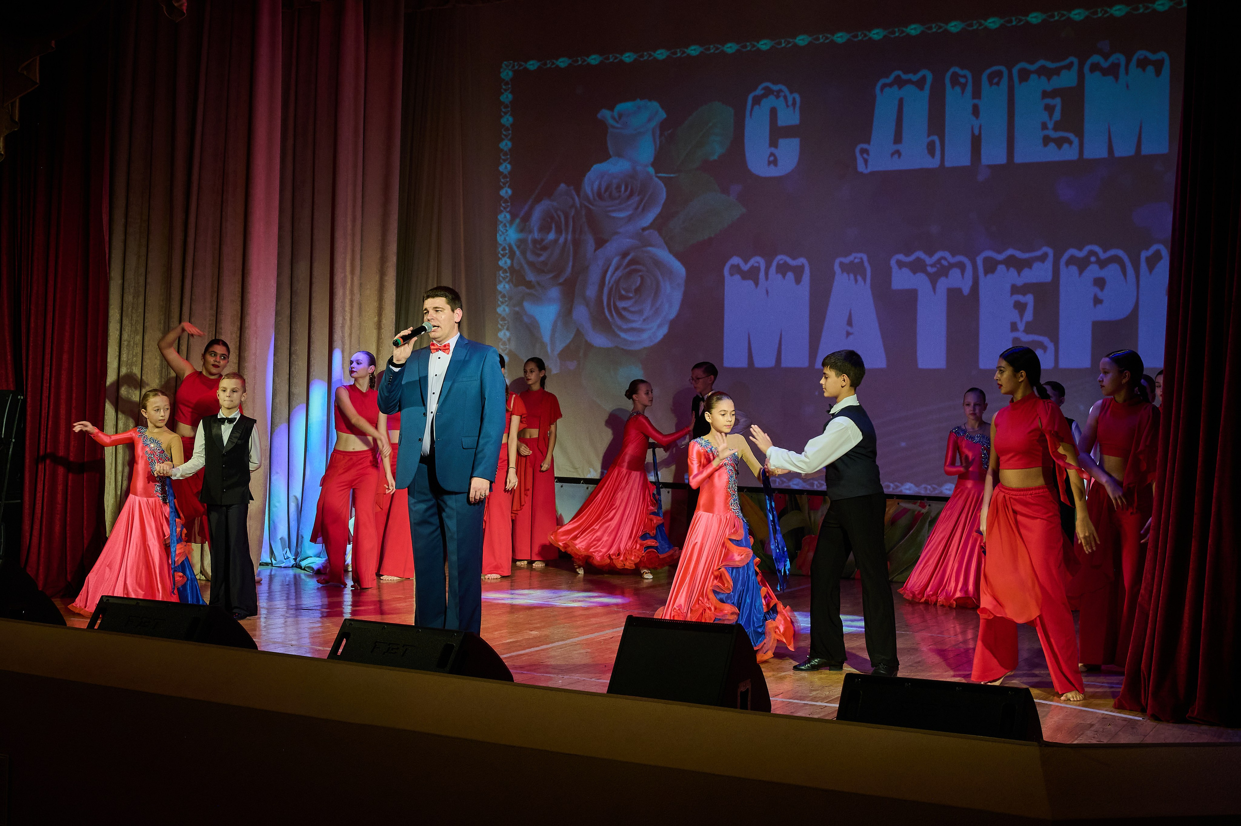 День матери Кабардинка. Жизнь курорта Кабардинка в фотографиях