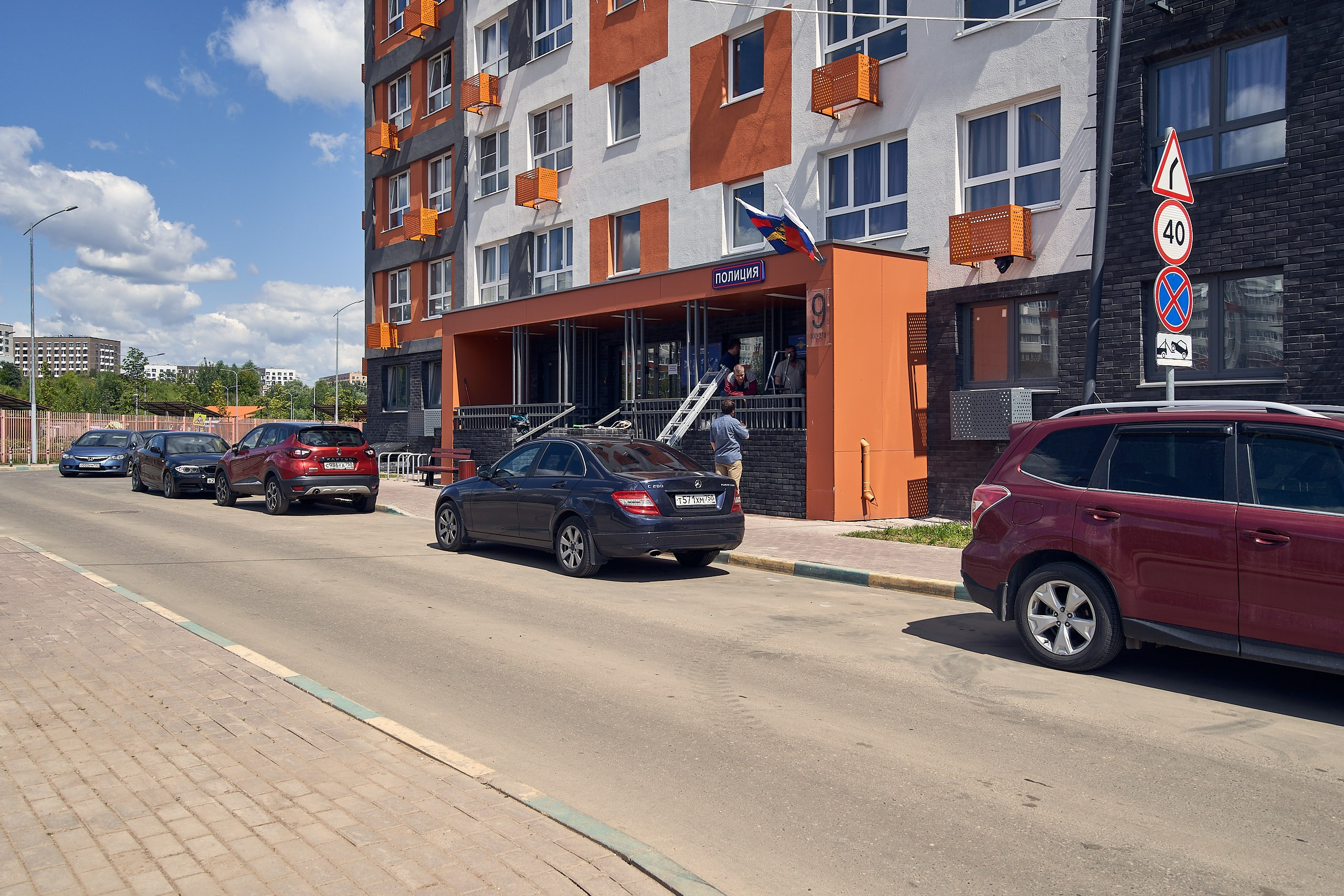 Интерьерная фотосъемка в ЖК Новая Рига, ул. Романовская, д.5, фасад дома