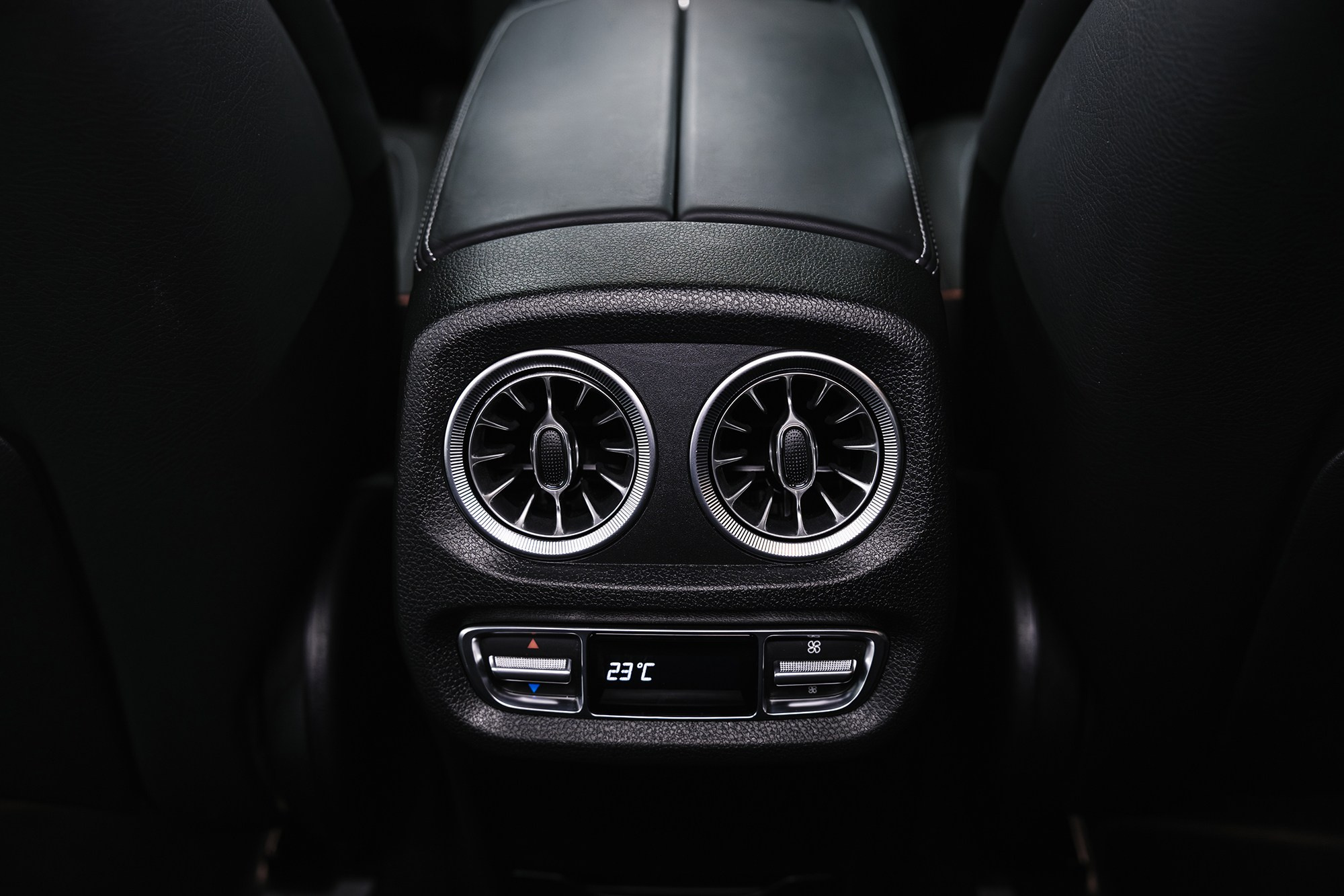 Mercedes-Benz G 400d 2.9 4MATIC 9G-Tronic (330 л. с.) 2023. Автосалон «Х-Авто»