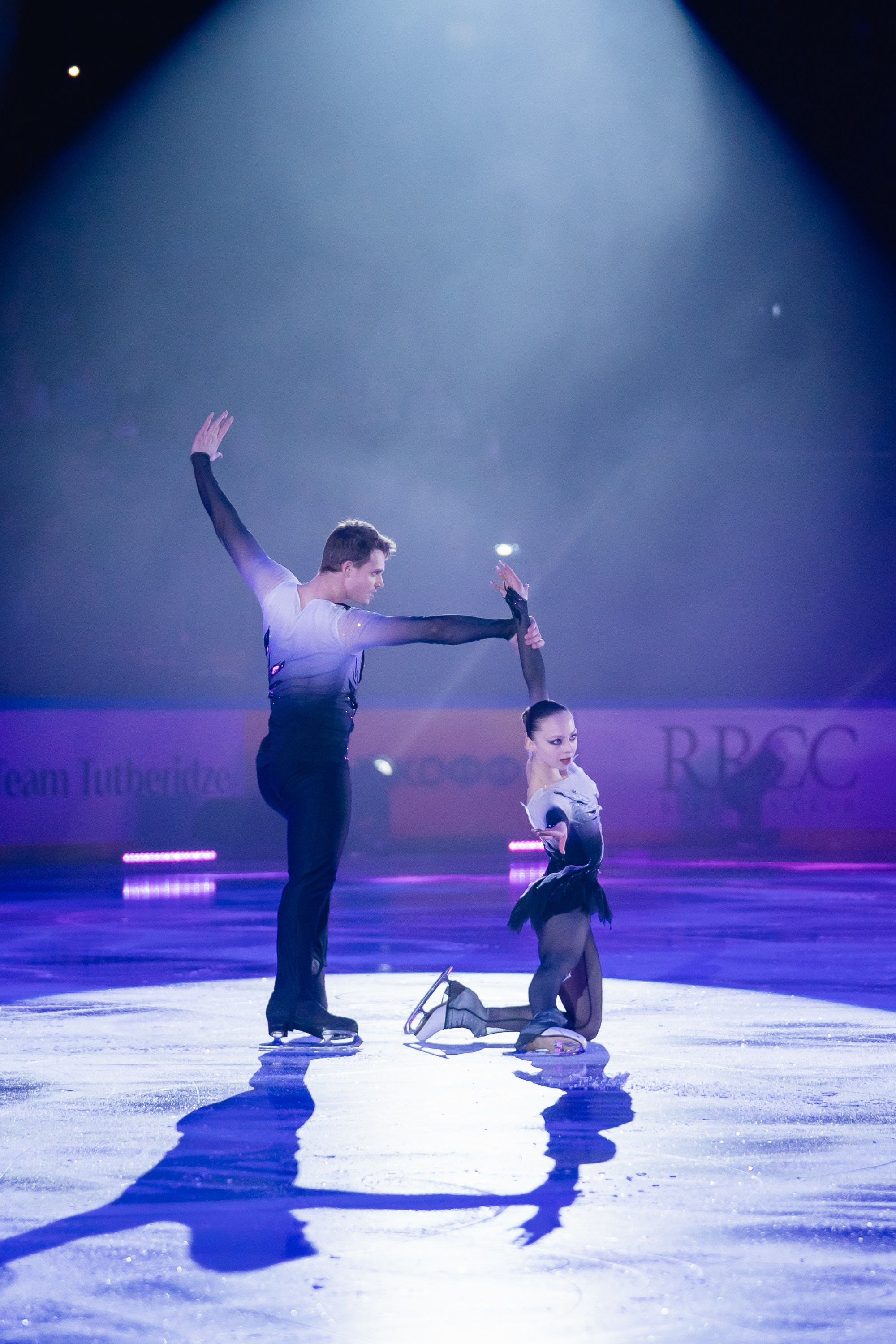 Шоу «Чемпионы на льду» в Новосибирске. Воробьева Ксения — Спортивный и танцевальный фотограф Новосибирск