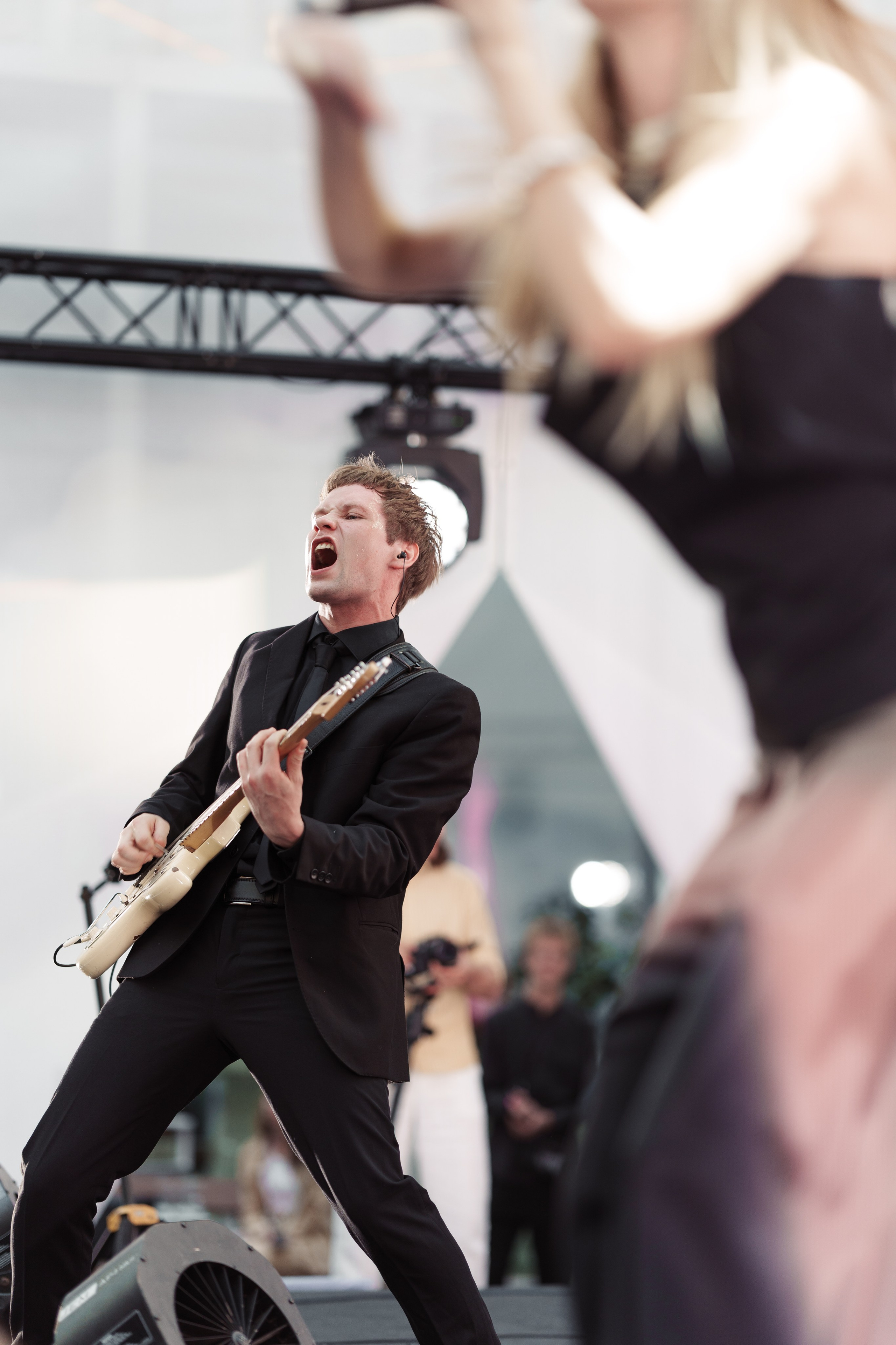 ЛЦТ ФЕСТ 2024 в арт кластере Ломоносов. Свадебные фотосессии в Москве. Фотограф Сергей Ржевский