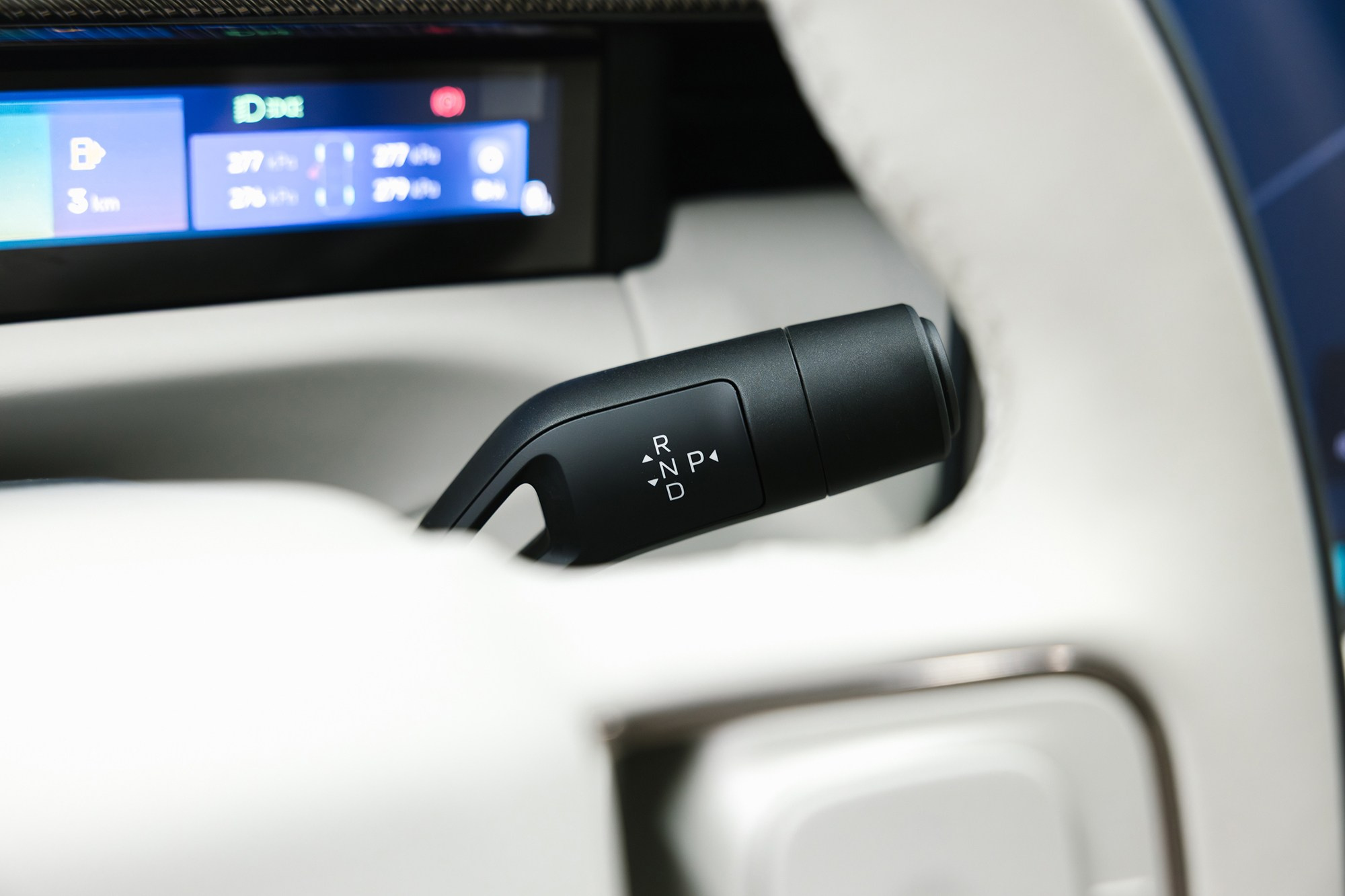 Lynk & Co 900 Ultra 2,0hyb 4WD AT (734 л. с.), 2025 г, 2,0 л бензин. Автосалон «Х-Авто»