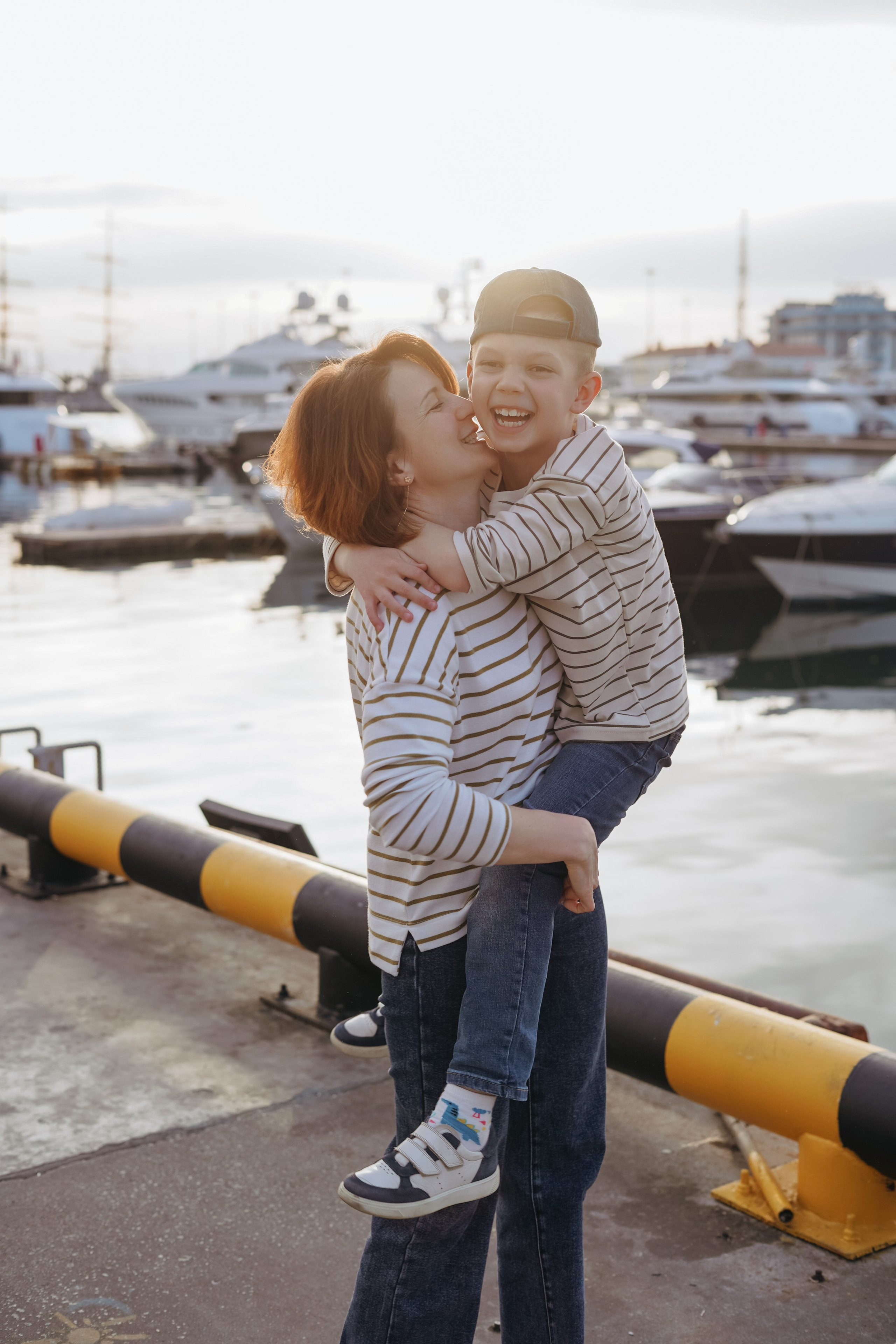 Екатерина и Ярослав, а также море, яхты и много смеха. Фотограф в Сочи и Абхазии | Фототуры | September Air