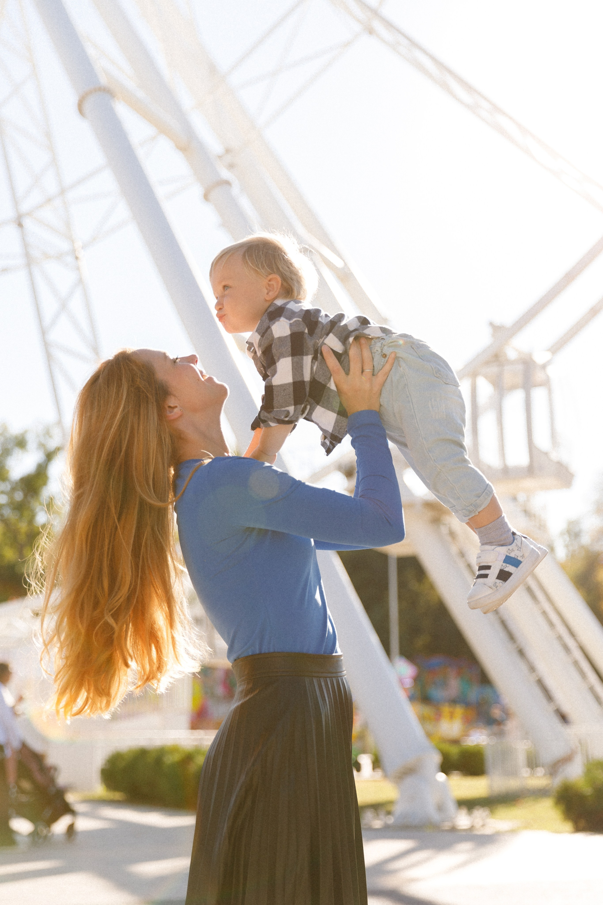 Пример семейных съемок в Парке 30 лет Победы Анапа. Свадебный фотограф и видеограф Краснодар, Ростов, Сочи, Новороссийск