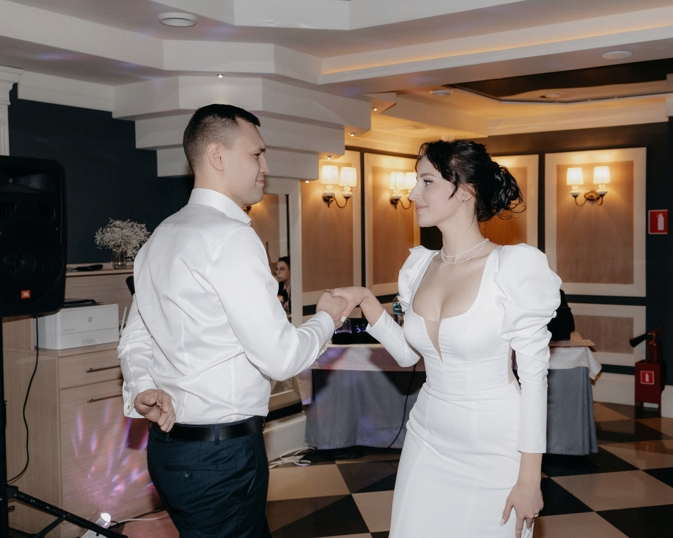 танец невесты и жениха