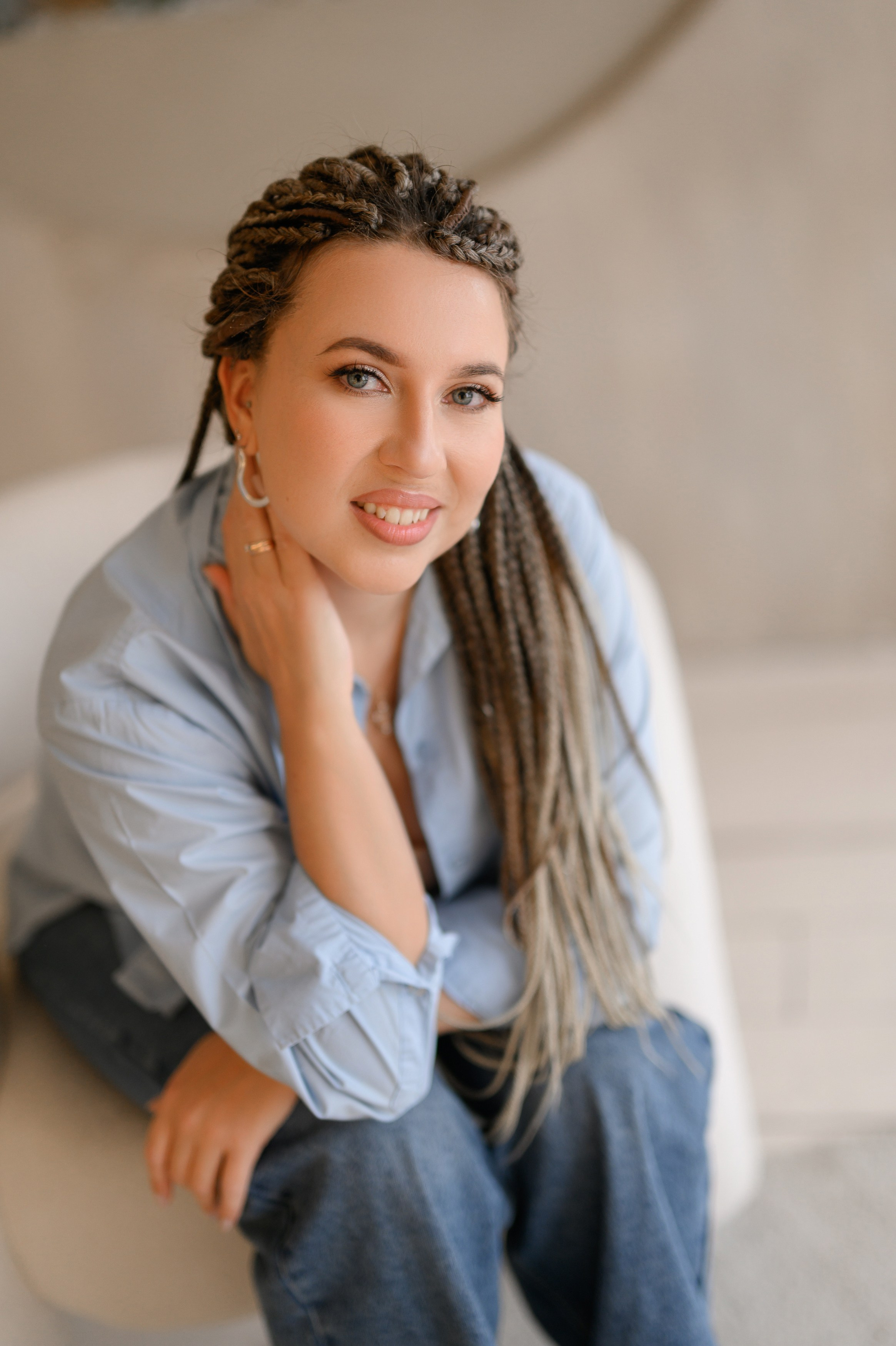 Контент-фотосессия для психолога в зале Эклипс. Semerlina.ru