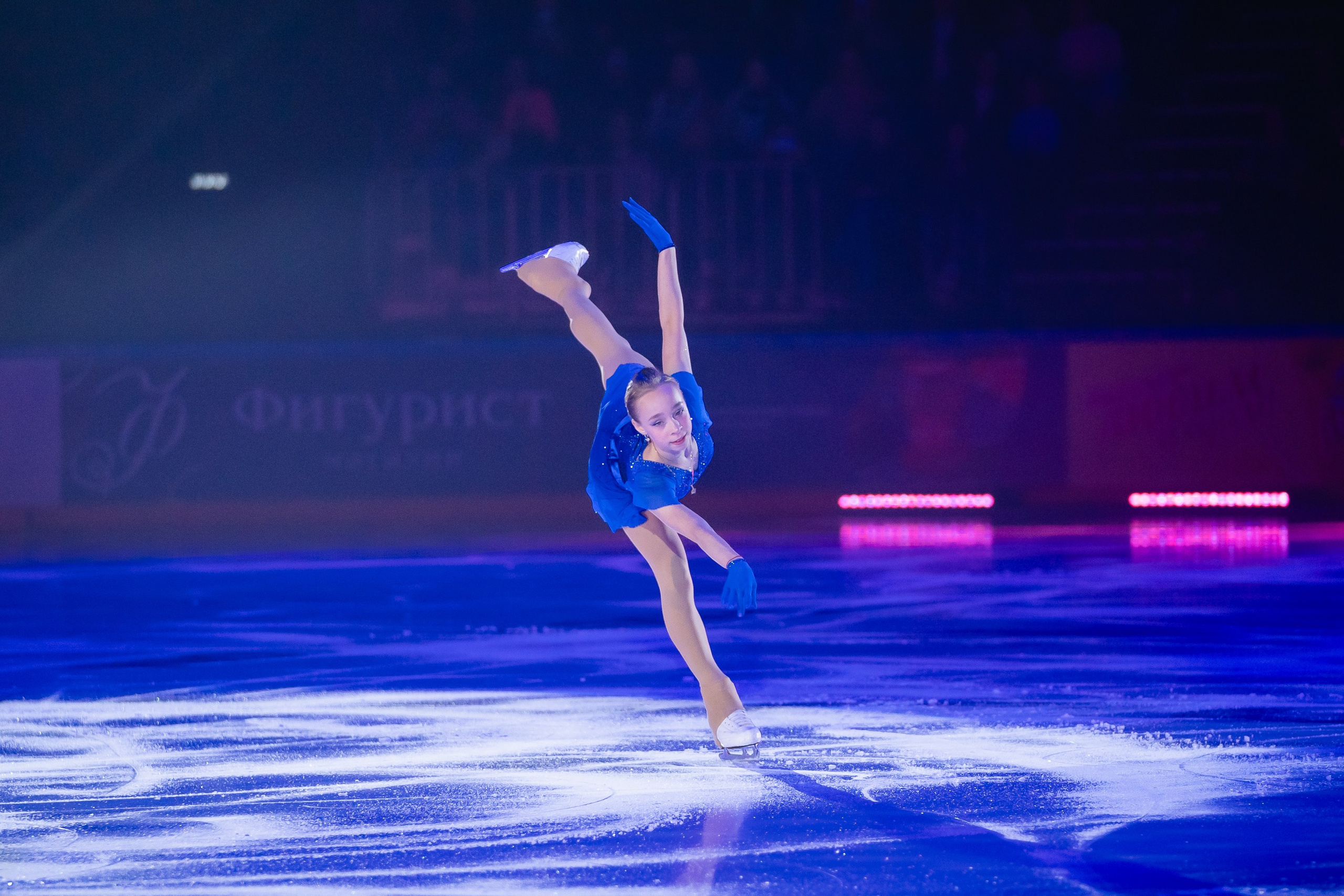 Шоу «Чемпионы на льду» в Новосибирске. Воробьева Ксения — Спортивный и танцевальный фотограф Новосибирск