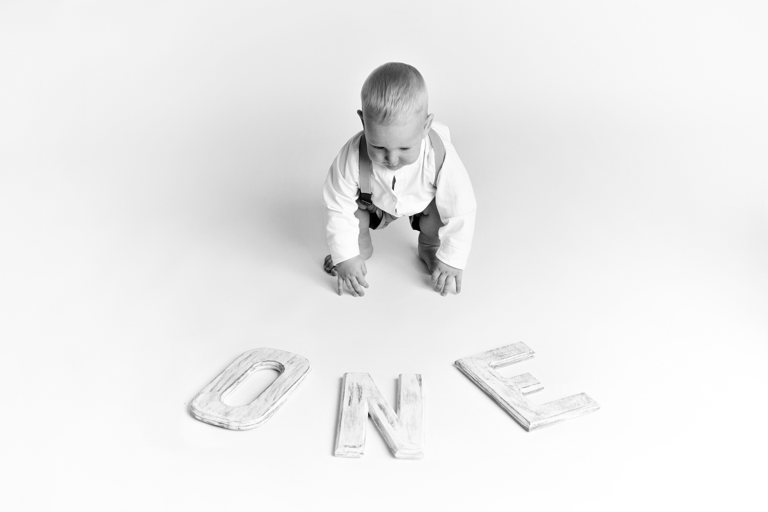 ГОДИК В РЕТРО СТИЛЕ. Фотограф новорожденных беременных в Тюмени Ткачук Татьяна