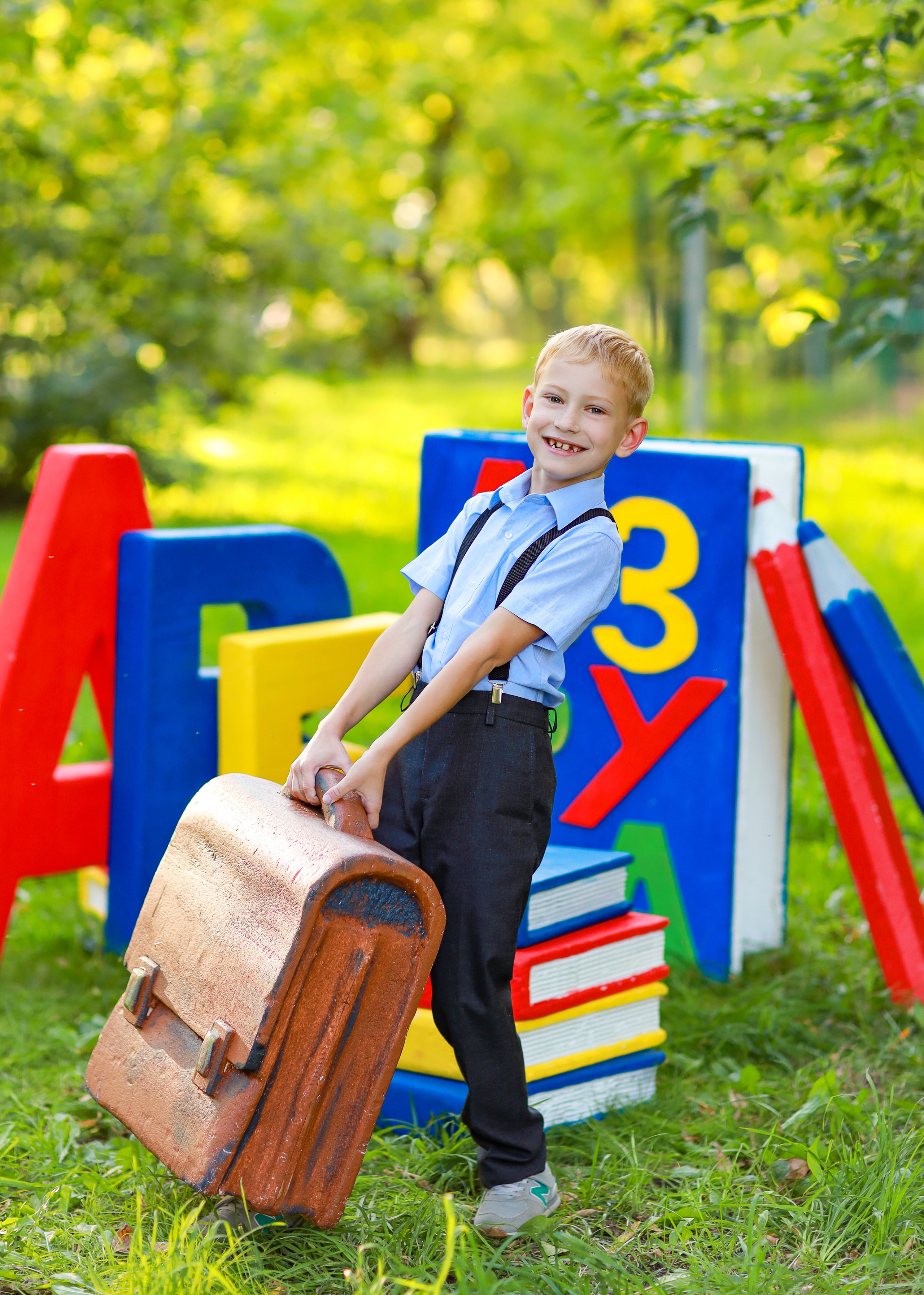 Команда фотостудии Fotobook. Выпускные альбомы в Тюмени для школ, садов, вузов спортивных секций