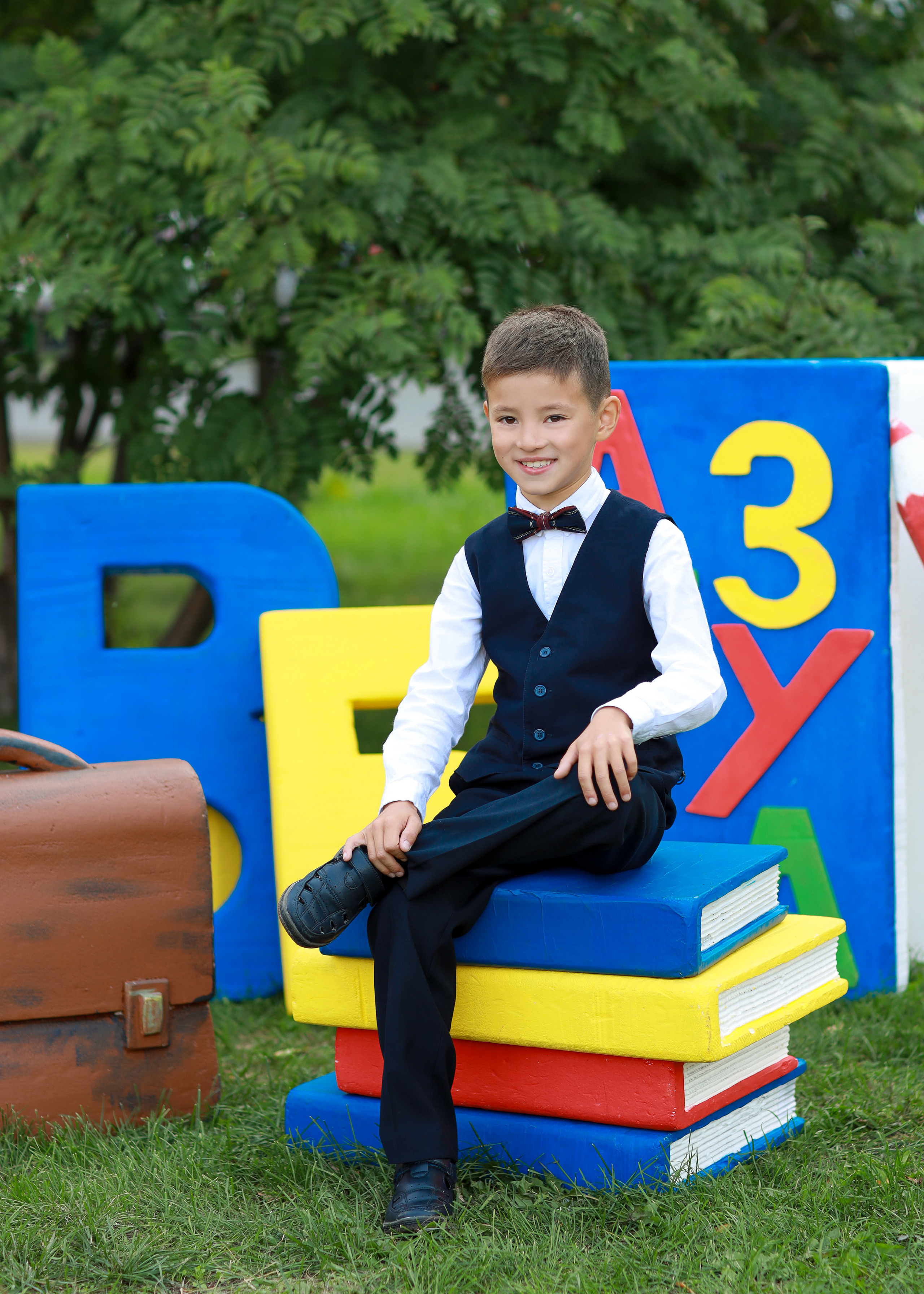 Команда фотостудии Fotobook. Выпускные альбомы в Тюмени для школ, садов, вузов спортивных секций