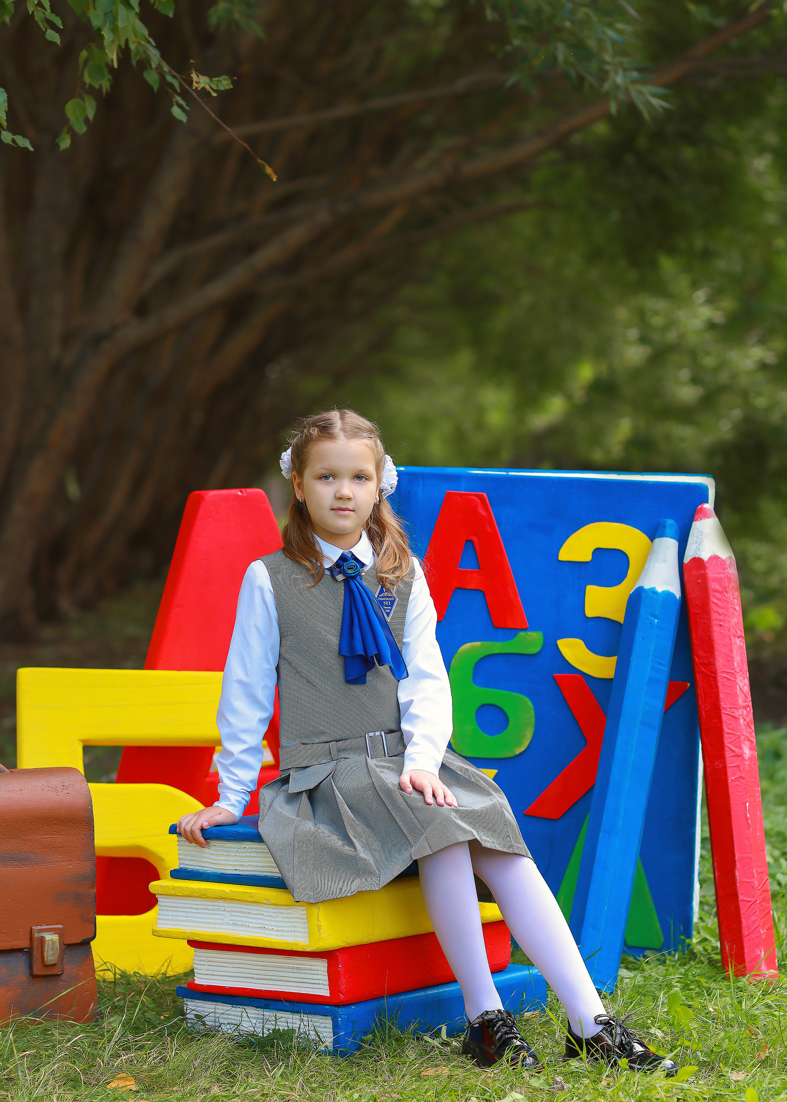 Команда фотостудии Fotobook. Выпускные альбомы в Тюмени для школ, садов, вузов спортивных секций