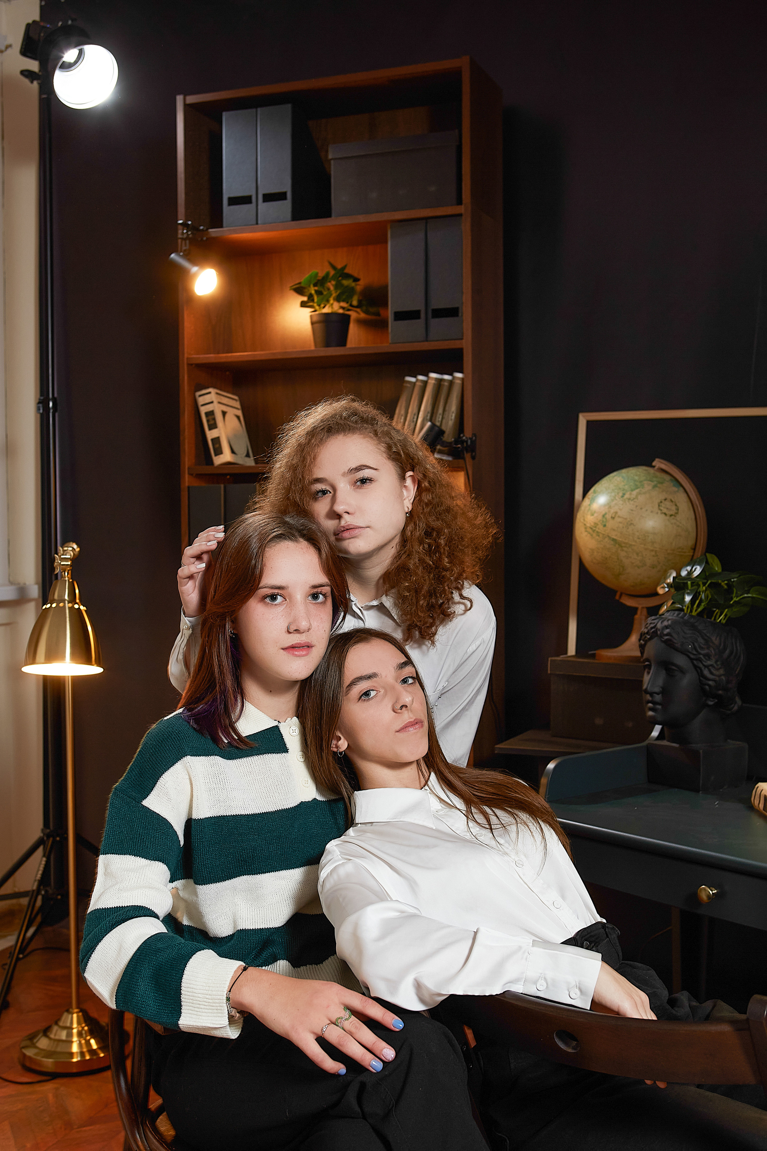 Команда фотостудии Fotobook. Выпускные альбомы в Тюмени для школ, садов, вузов спортивных секций