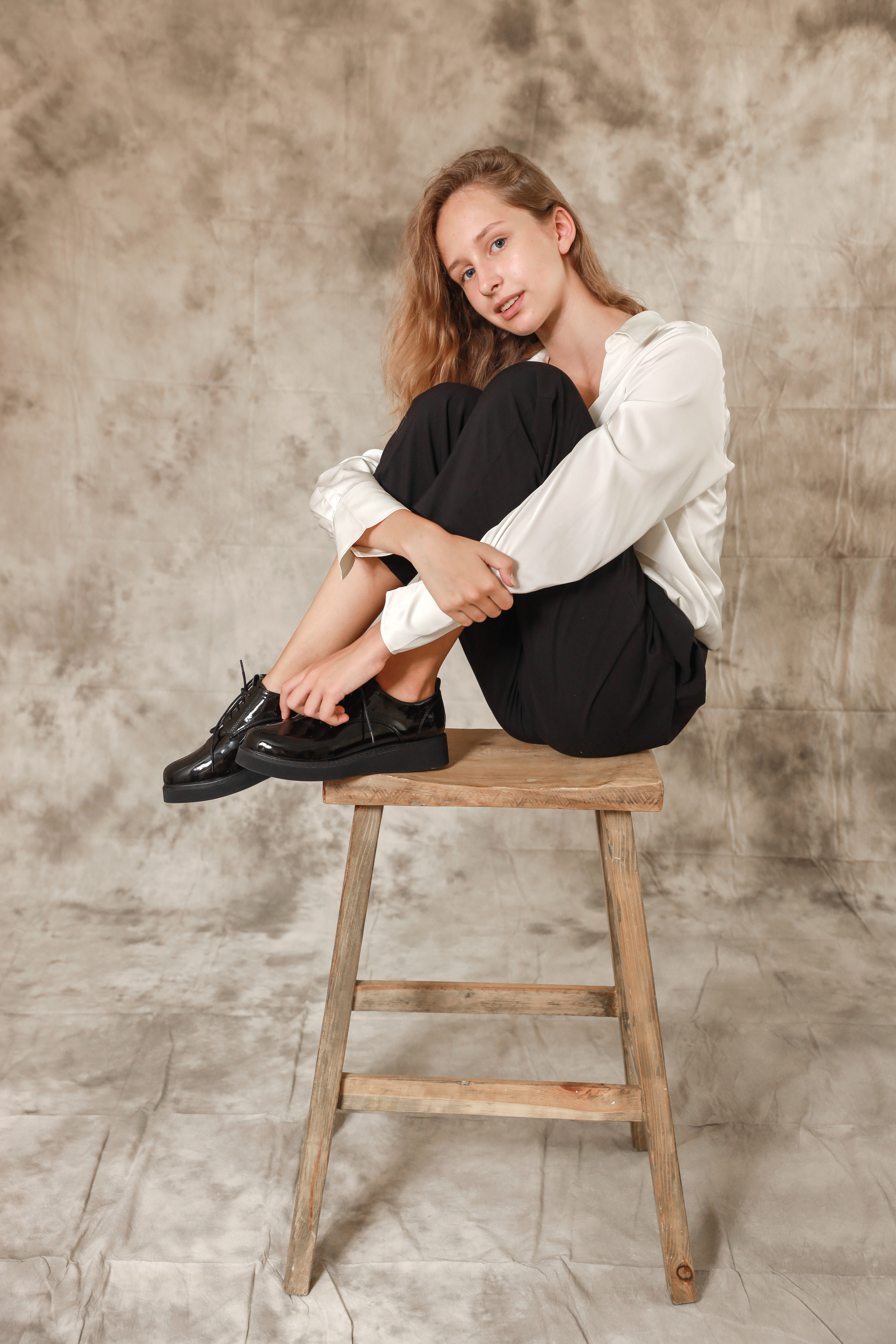 Команда фотостудии Fotobook. Выпускные альбомы в Тюмени для школ, садов, вузов спортивных секций