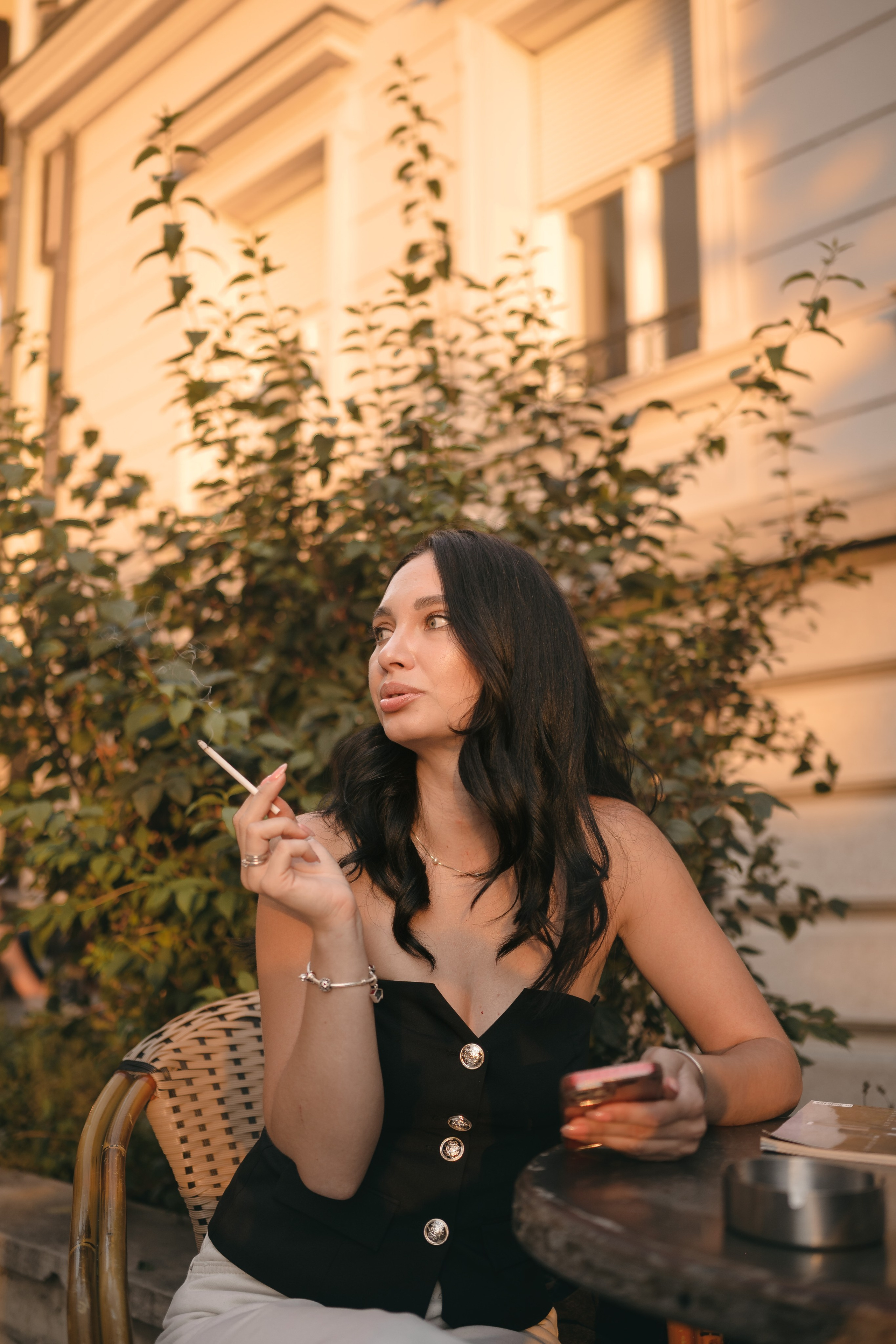 КОФЕ И ТРАМВАИ. Фотограф в Белграде Чугреева Елена