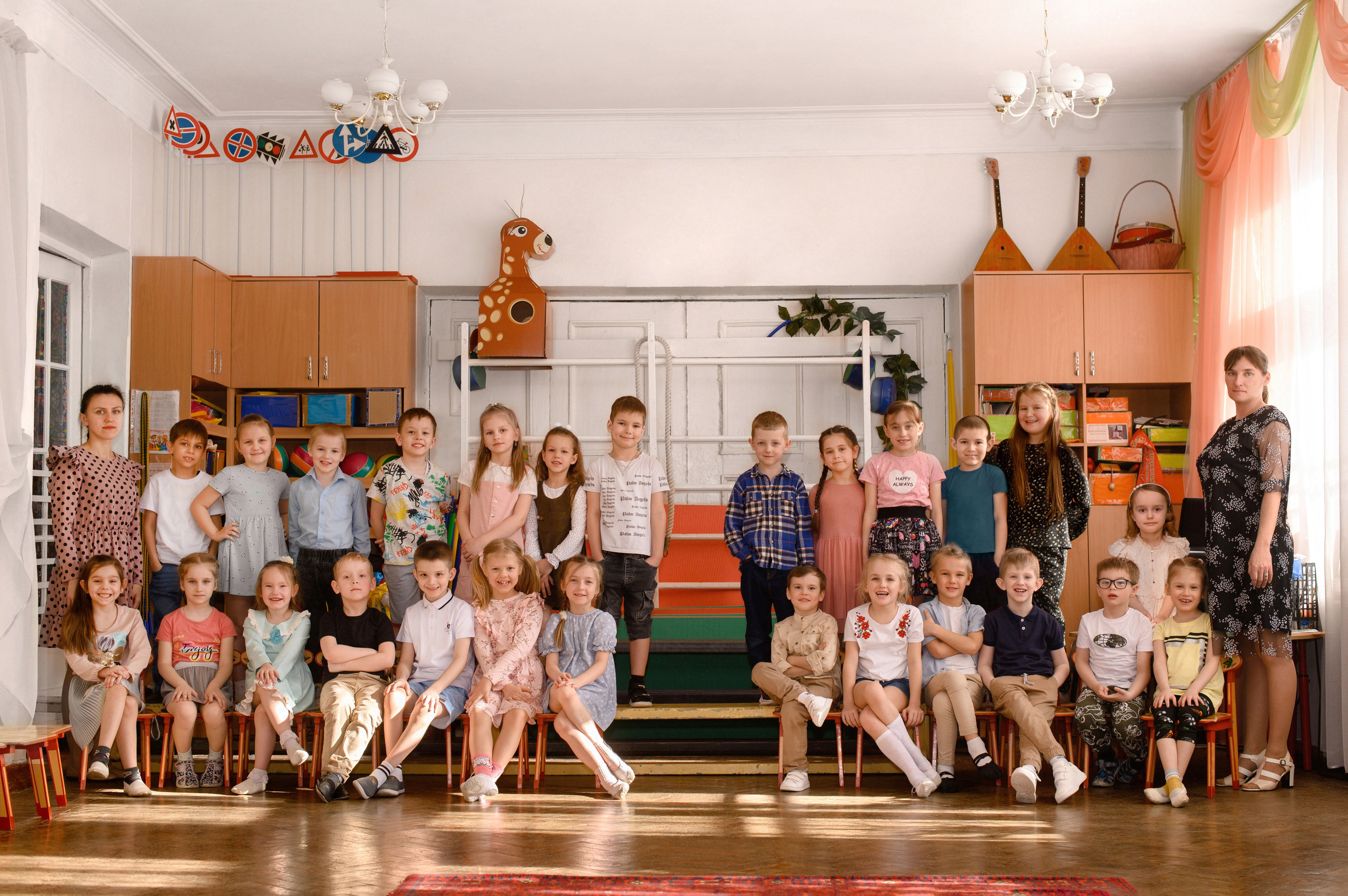 Выпускной альбом из садика и школы, Москва, Ярославль