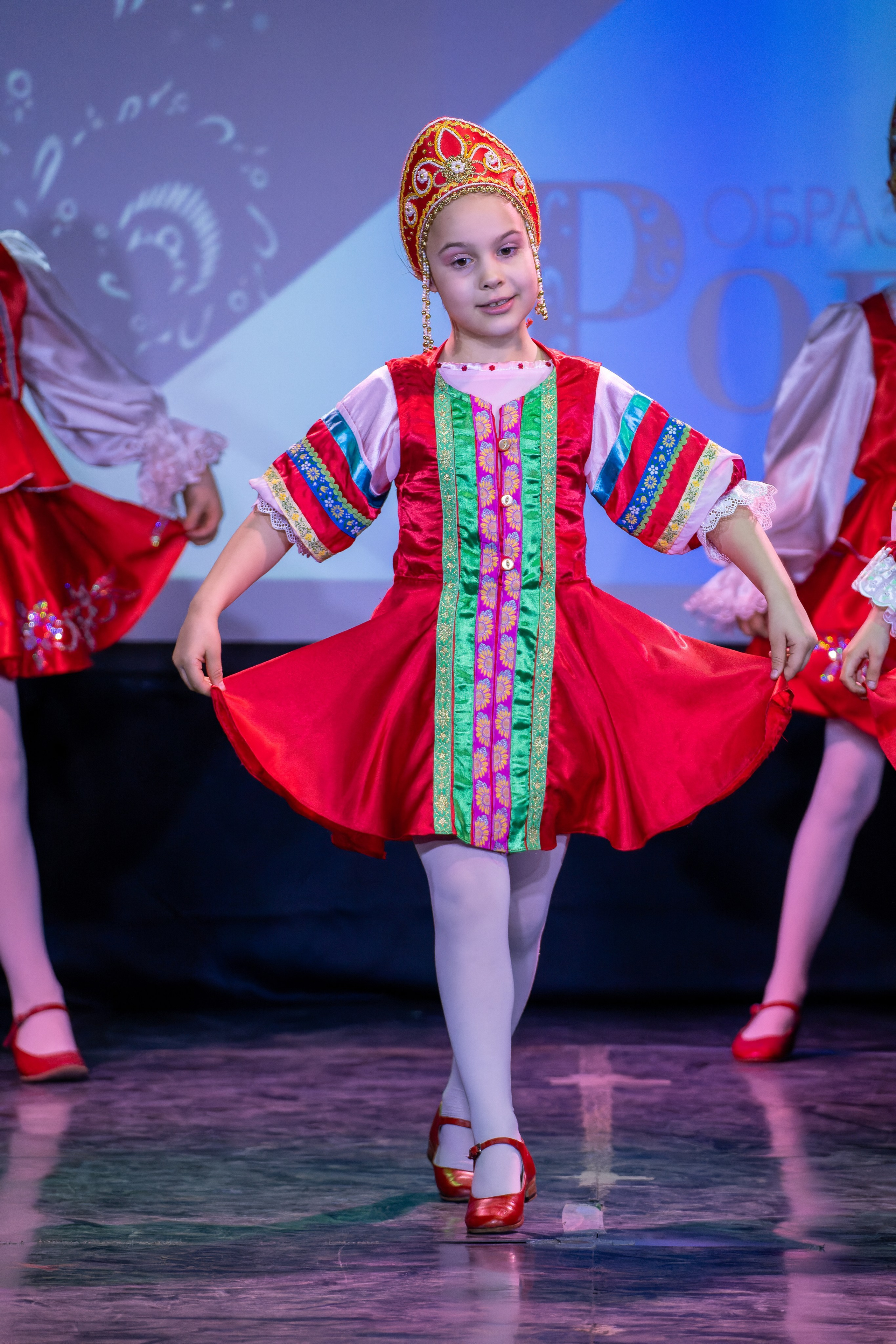 отчётный концерт образцовый ансамбль танца «Ровесник», центральный офицерский клубе ВКС РФ