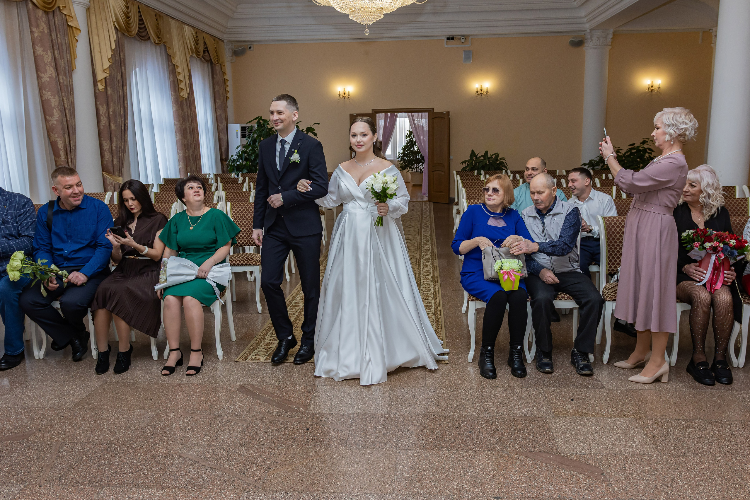 Фотосъёмка свадьбы - центральный загс Омск