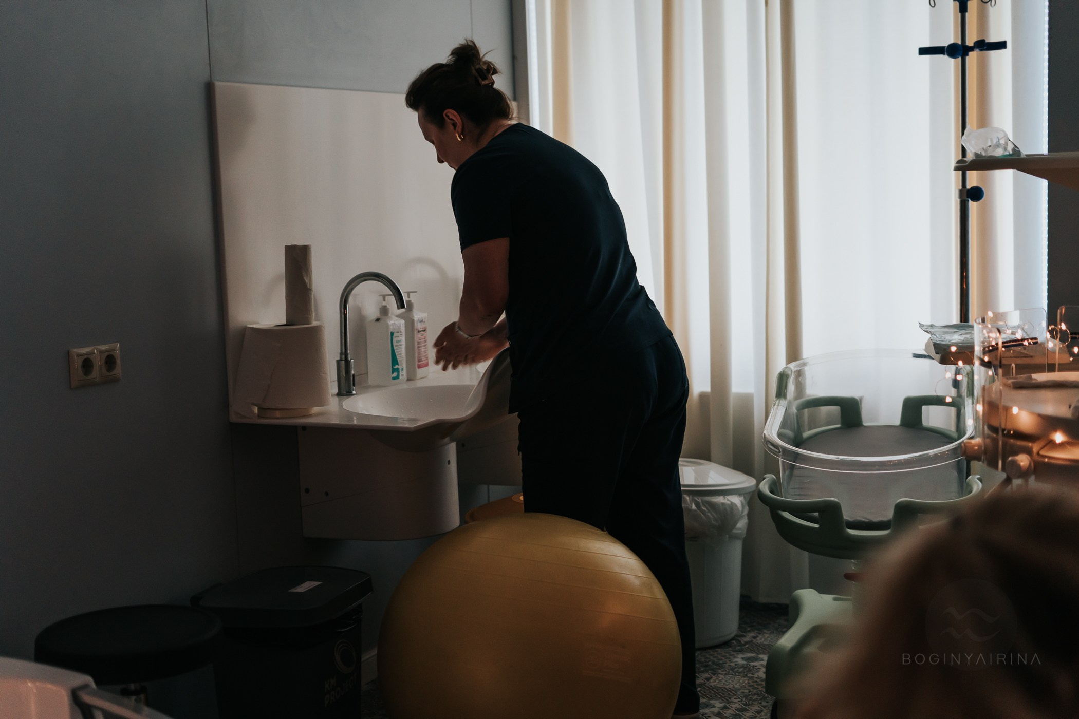 роды по контракту