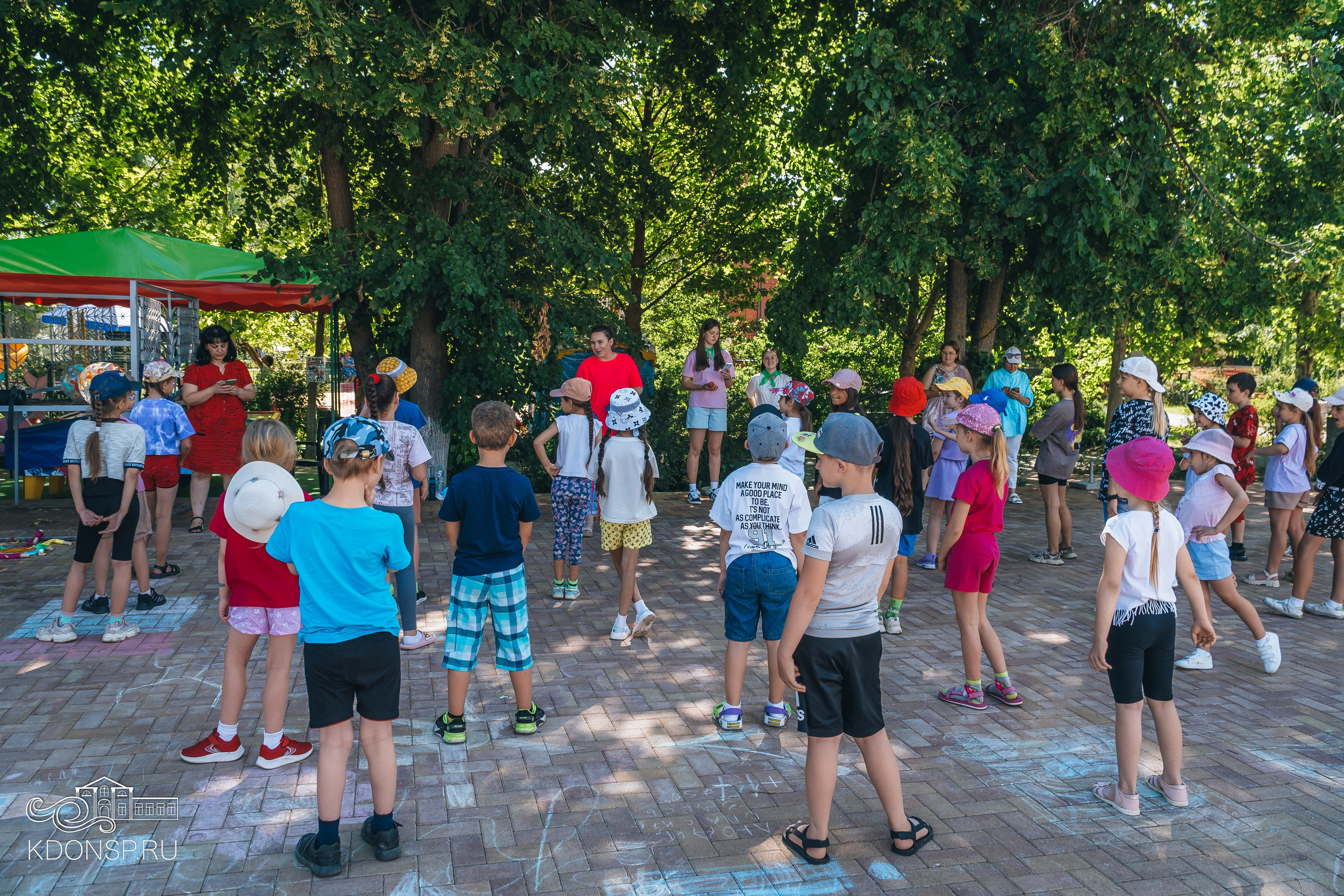 Детская зарядка со спортсменом. Новотитаровский Дом культуры