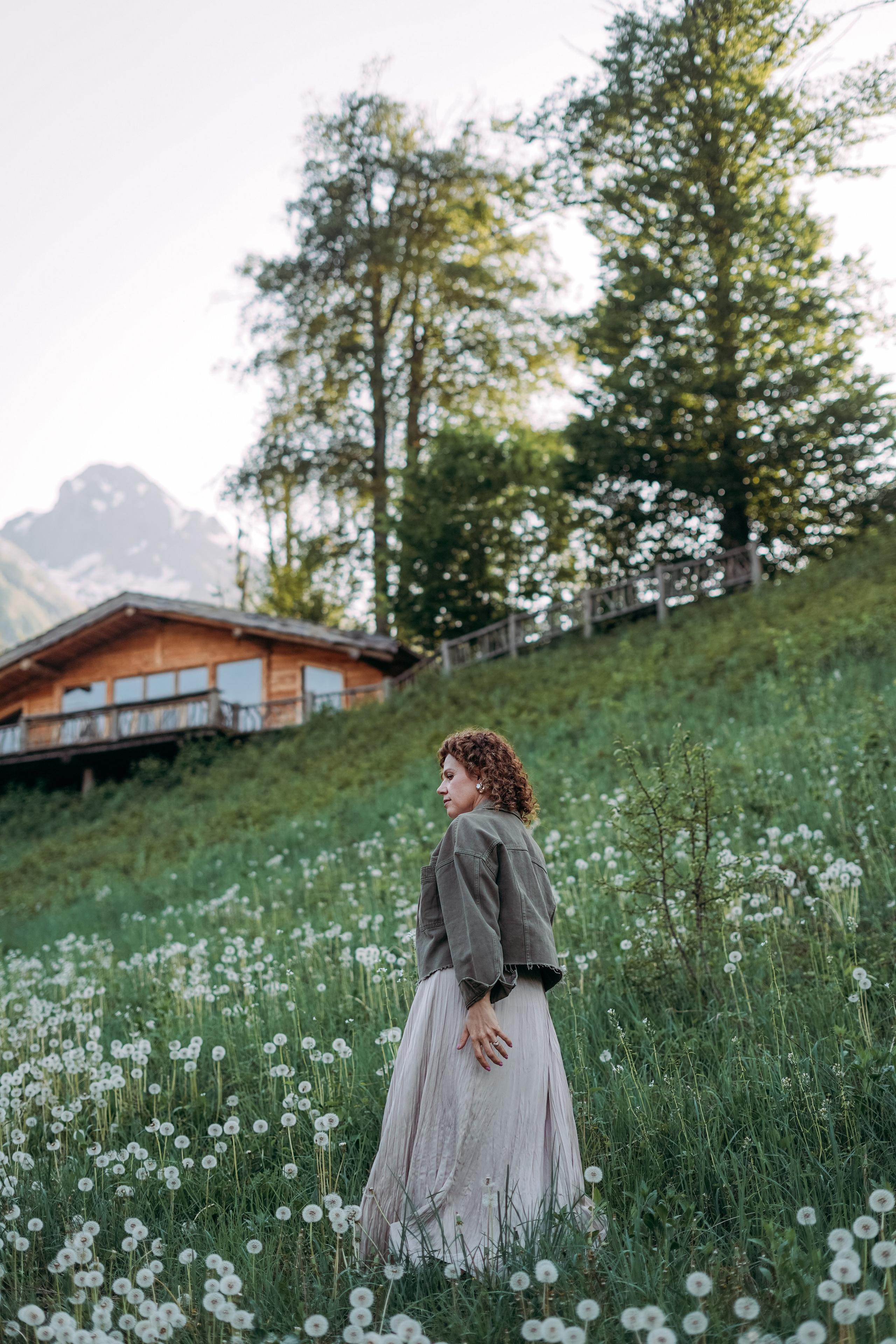 Апрель в горах. Фотосессия для Светланы в Красной Поляне. Фотограф в Сочи и Абхазии | Фототуры | September Air