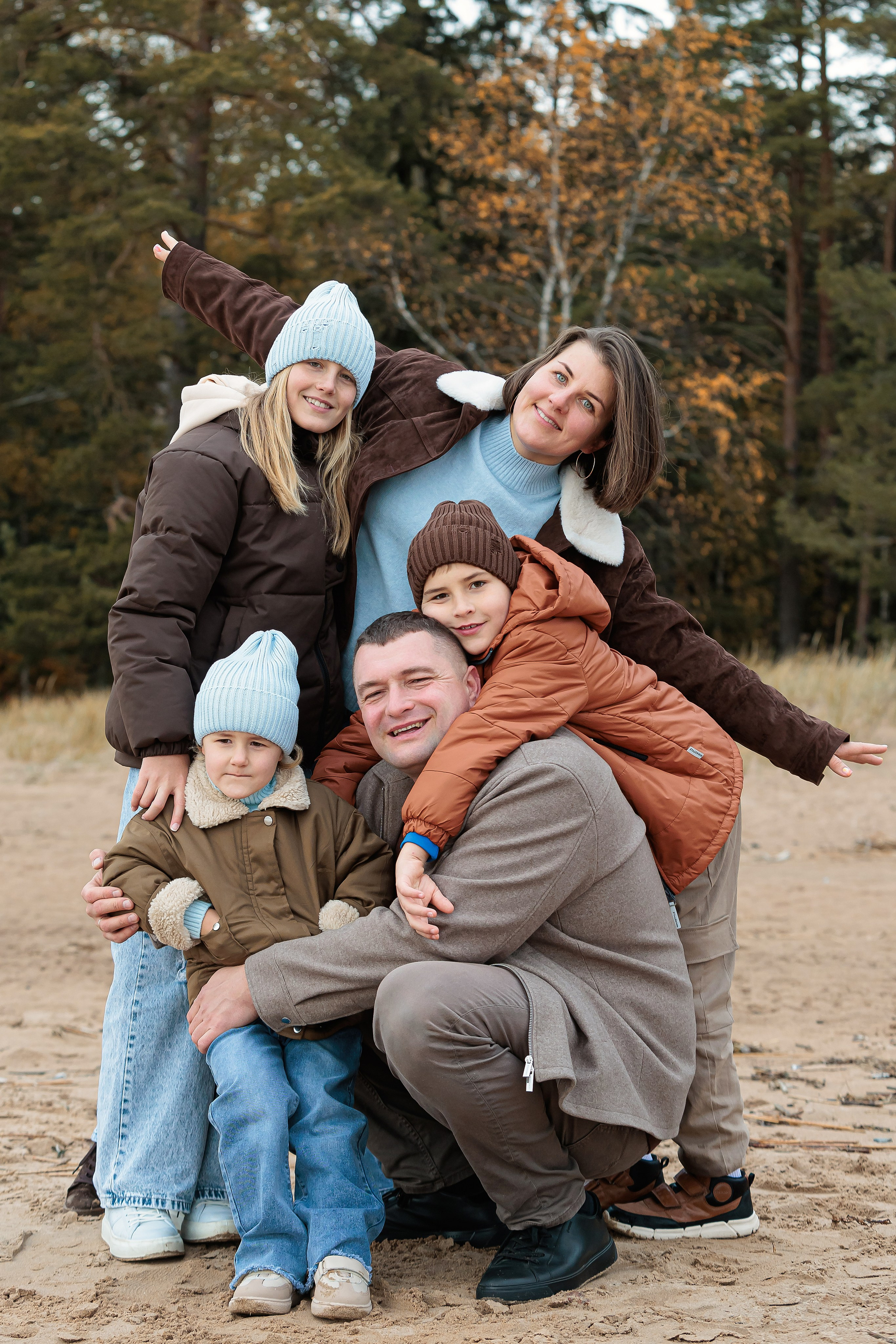 Фотосъёмка в Павловском парке для выпускных альбомов. 9 класс. Школа № 433. Свадебный, семейный, детский фотограф в Санкт-Петербурге