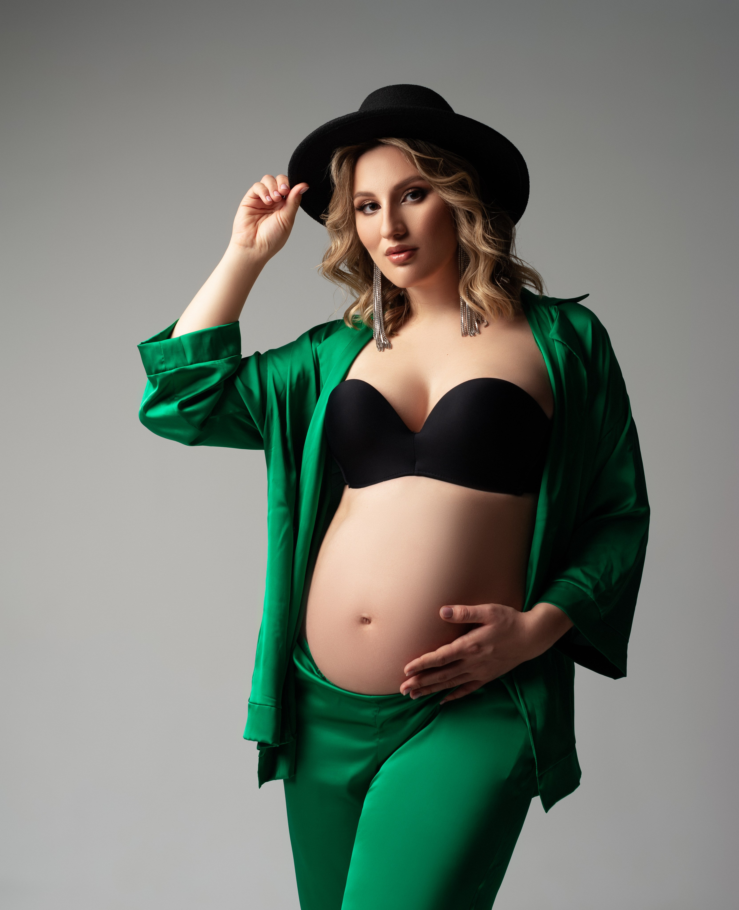 МАКИЯЖ / ПРИЧЕСКА. Фотограф Беременности в Краснодаре Кара Артисан