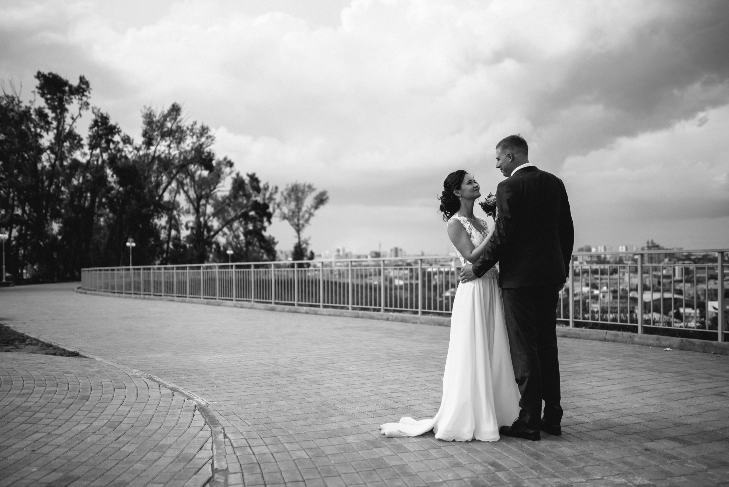 Свадебные фото счастливых людей. Сергей Богомолов. Свадебный и семейный фотограф