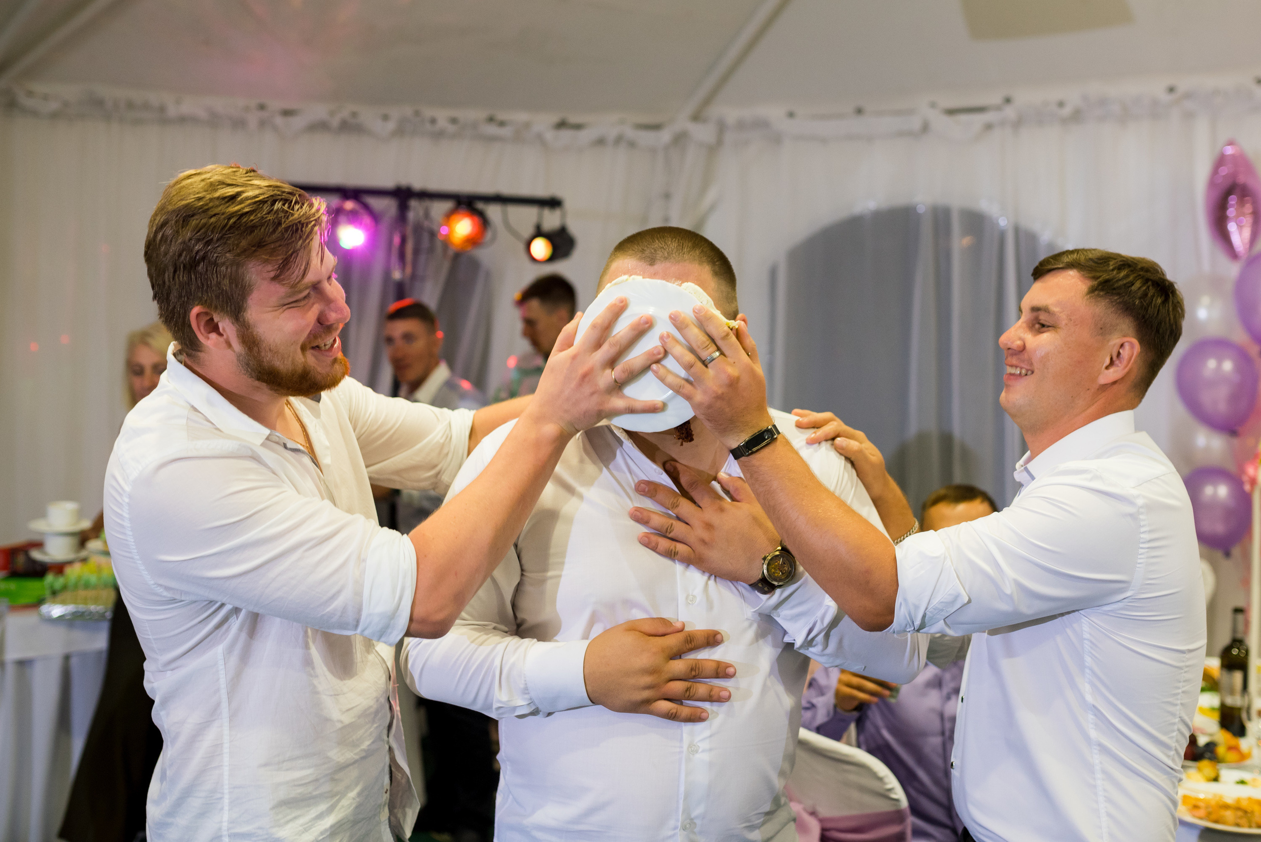 Свадебные фото счастливых людей. Сергей Богомолов. Свадебный и семейный фотограф