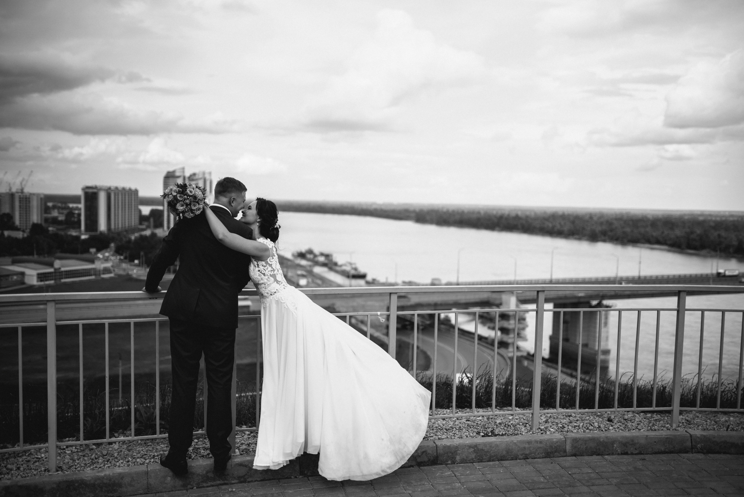 Свадебные фото счастливых людей. Сергей Богомолов. Свадебный и семейный фотограф