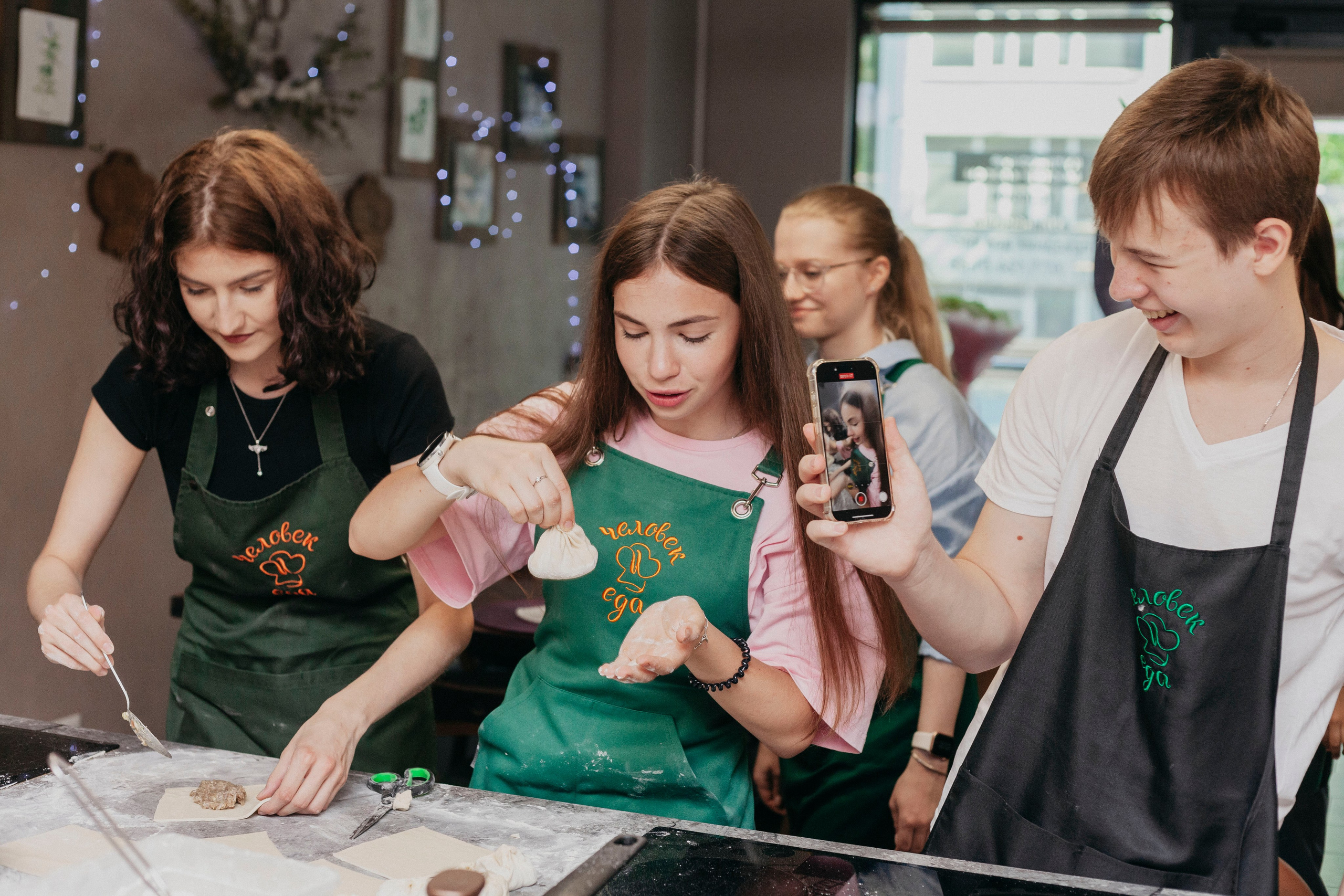 Кулинарный МК студии «ЧЕЛОВЕК И ЕДА». Stanislav Baryshev — People. Emotions. Atmosphere