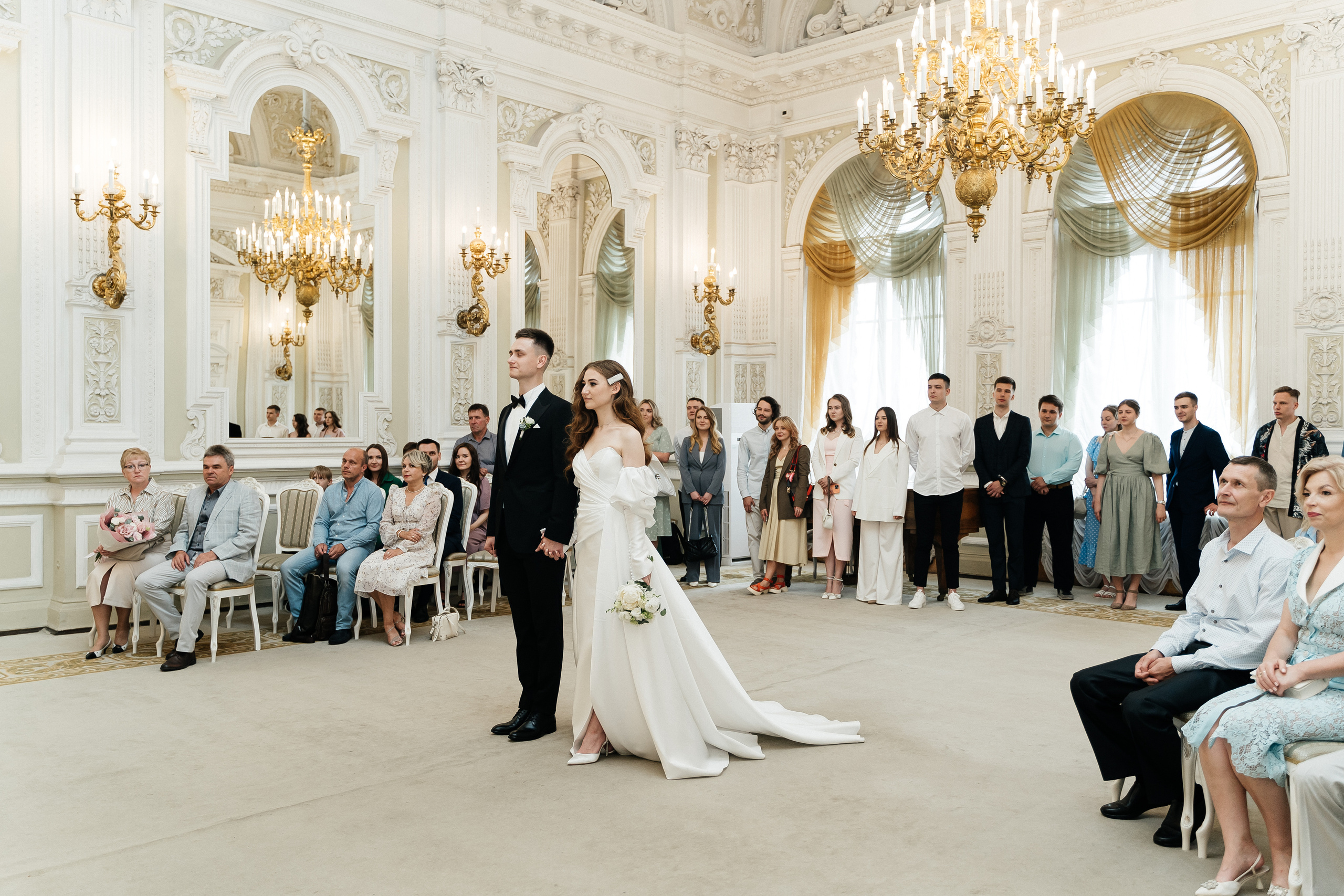 Современная свадьба с винтажным шлейфом в Санкт-Петербурге. Фотограф в Мурманске, Североморске и Санкт-Петербурге Валерия Козлова
