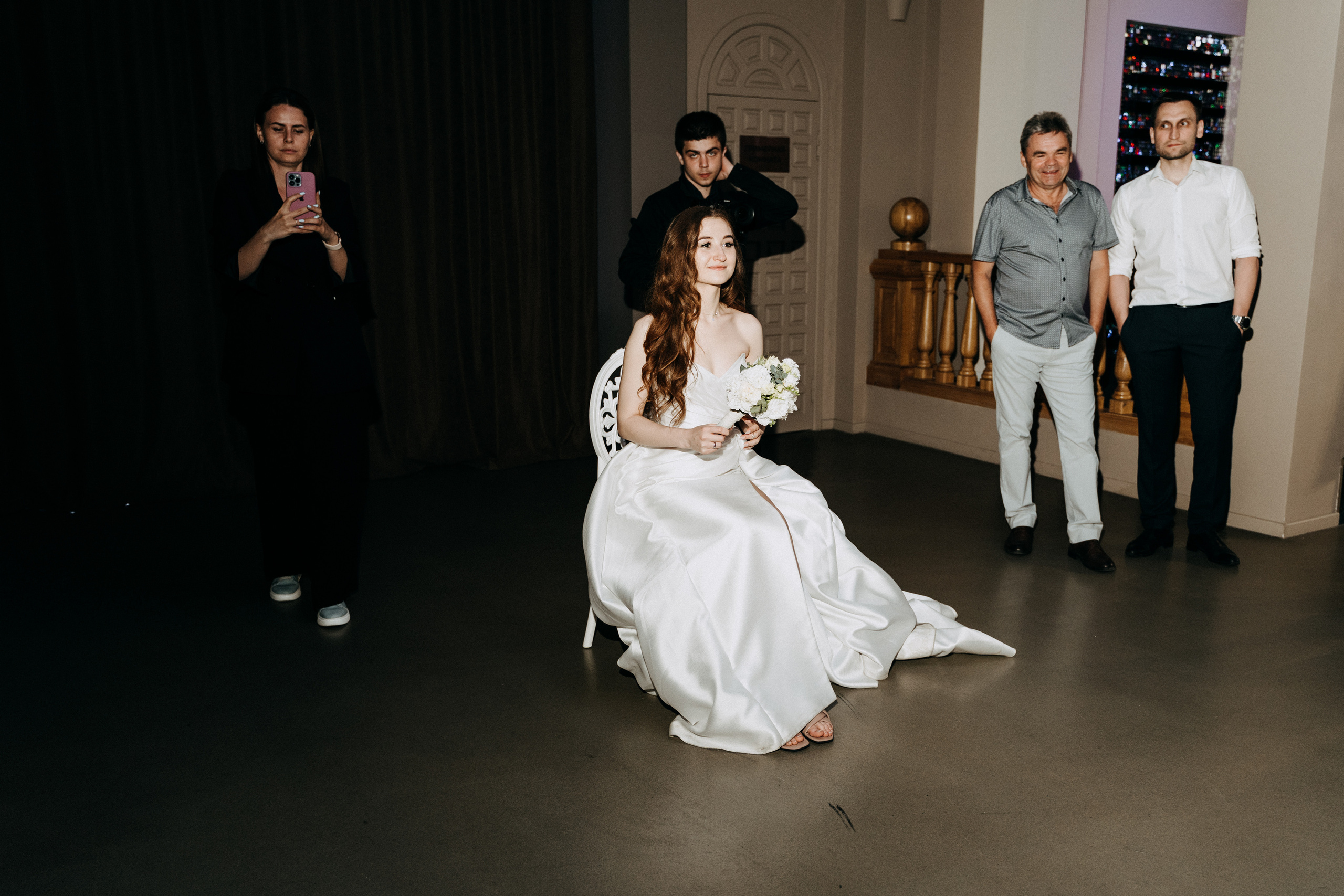 Современная свадьба с винтажным шлейфом в Санкт-Петербурге. Фотограф в Мурманске, Североморске и Санкт-Петербурге Валерия Козлова