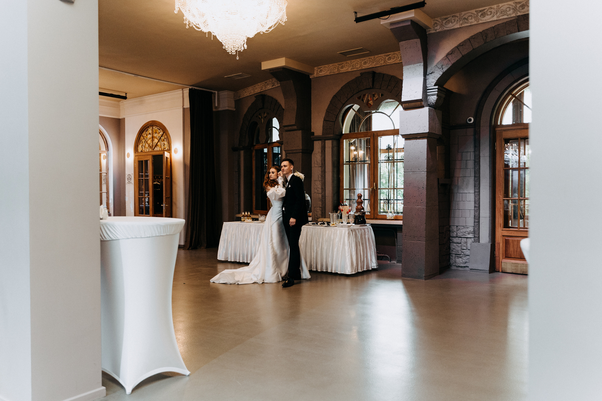 Современная свадьба с винтажным шлейфом в Санкт-Петербурге. Фотограф в Мурманске, Североморске и Санкт-Петербурге Валерия Козлова