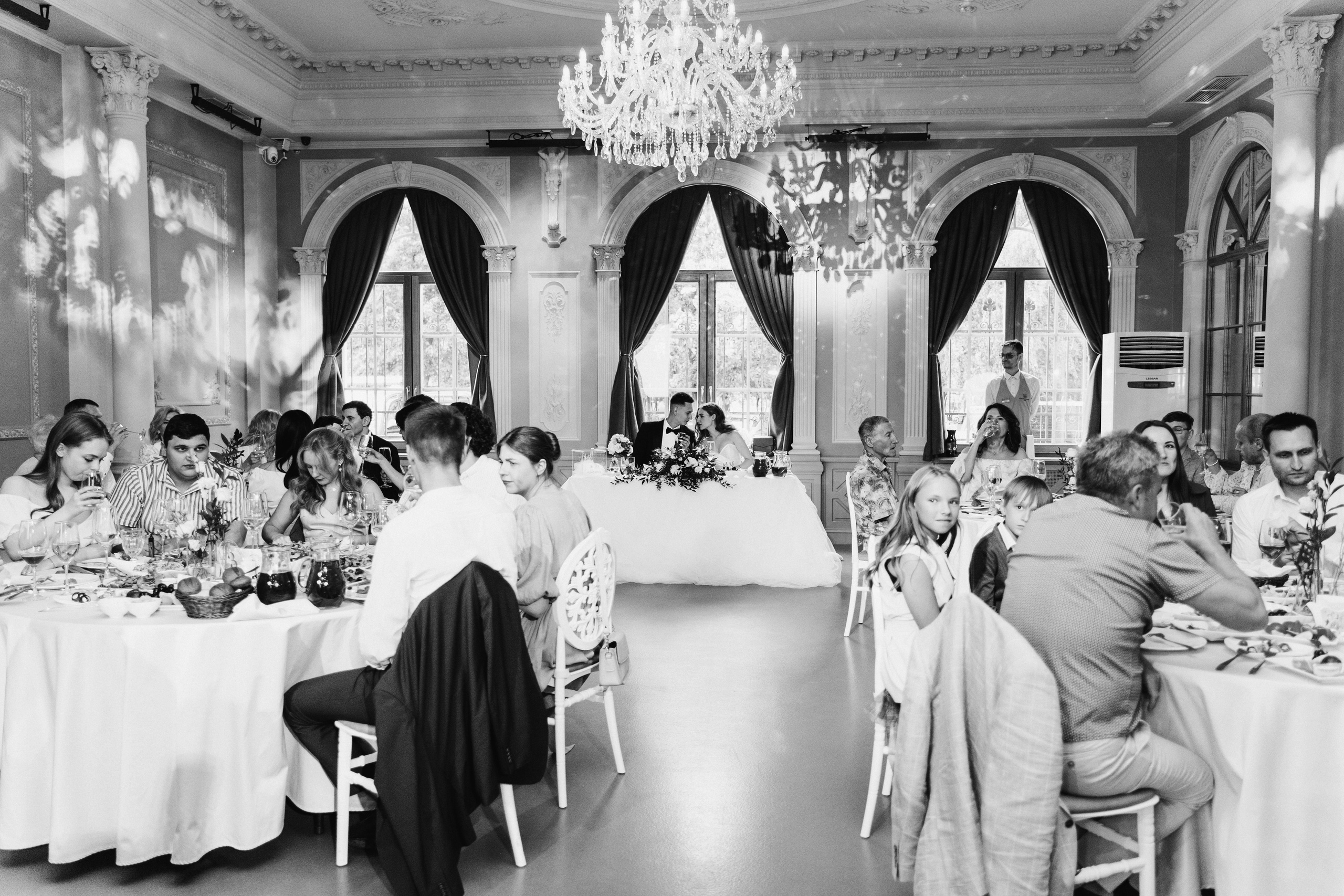 Современная свадьба с винтажным шлейфом в Санкт-Петербурге. Фотограф в Мурманске, Североморске и Санкт-Петербурге Валерия Козлова