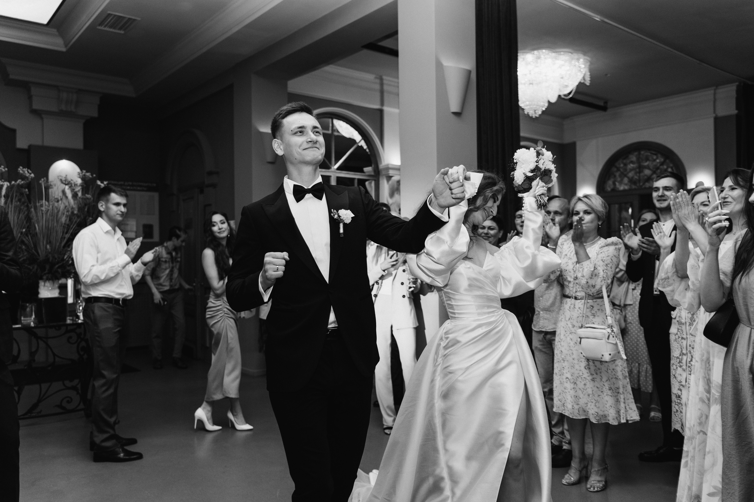 Современная свадьба с винтажным шлейфом в Санкт-Петербурге. Фотограф в Мурманске, Североморске и Санкт-Петербурге Валерия Козлова