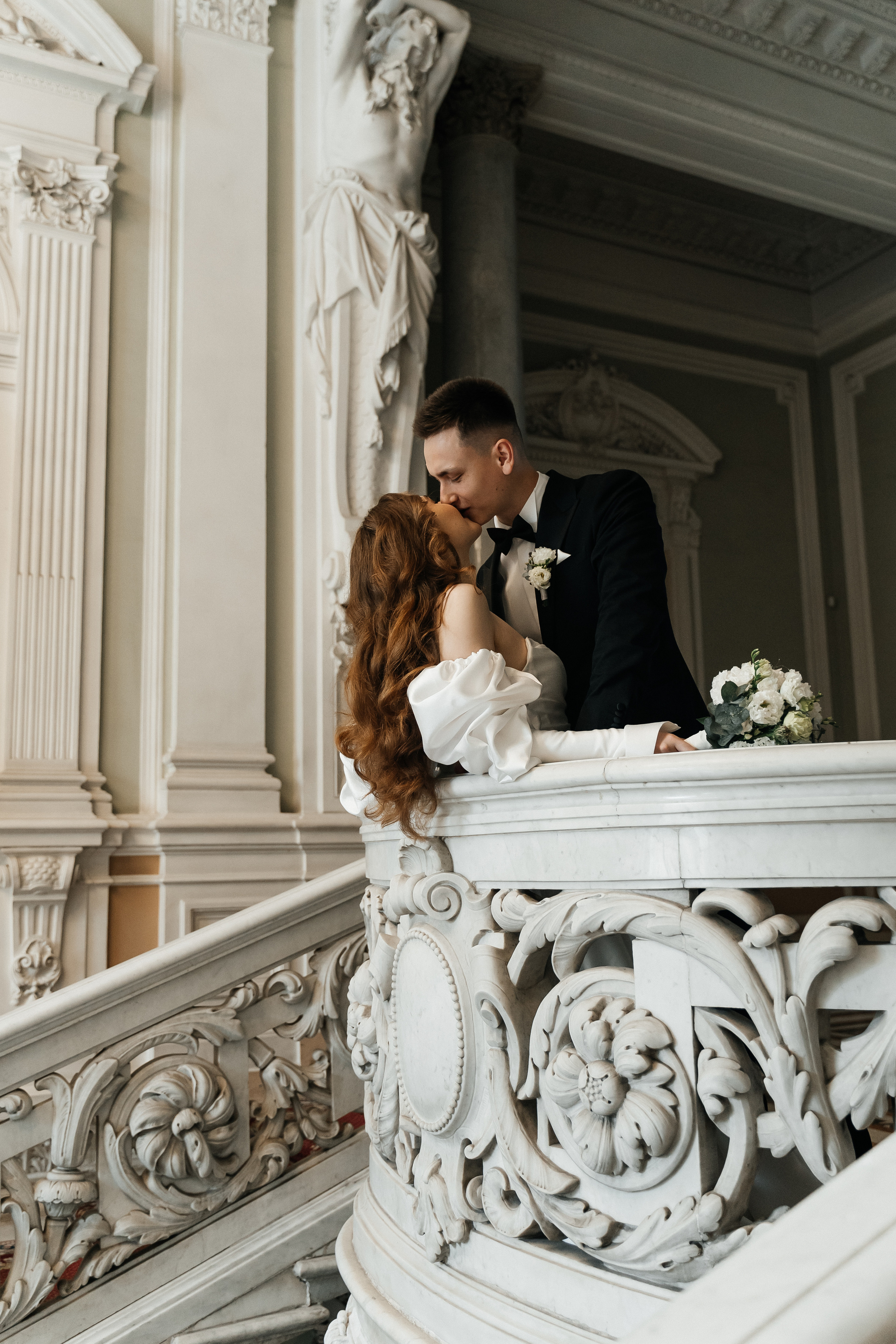 Современная свадьба с винтажным шлейфом в Санкт-Петербурге. Фотограф в Мурманске, Североморске и Санкт-Петербурге Валерия Козлова