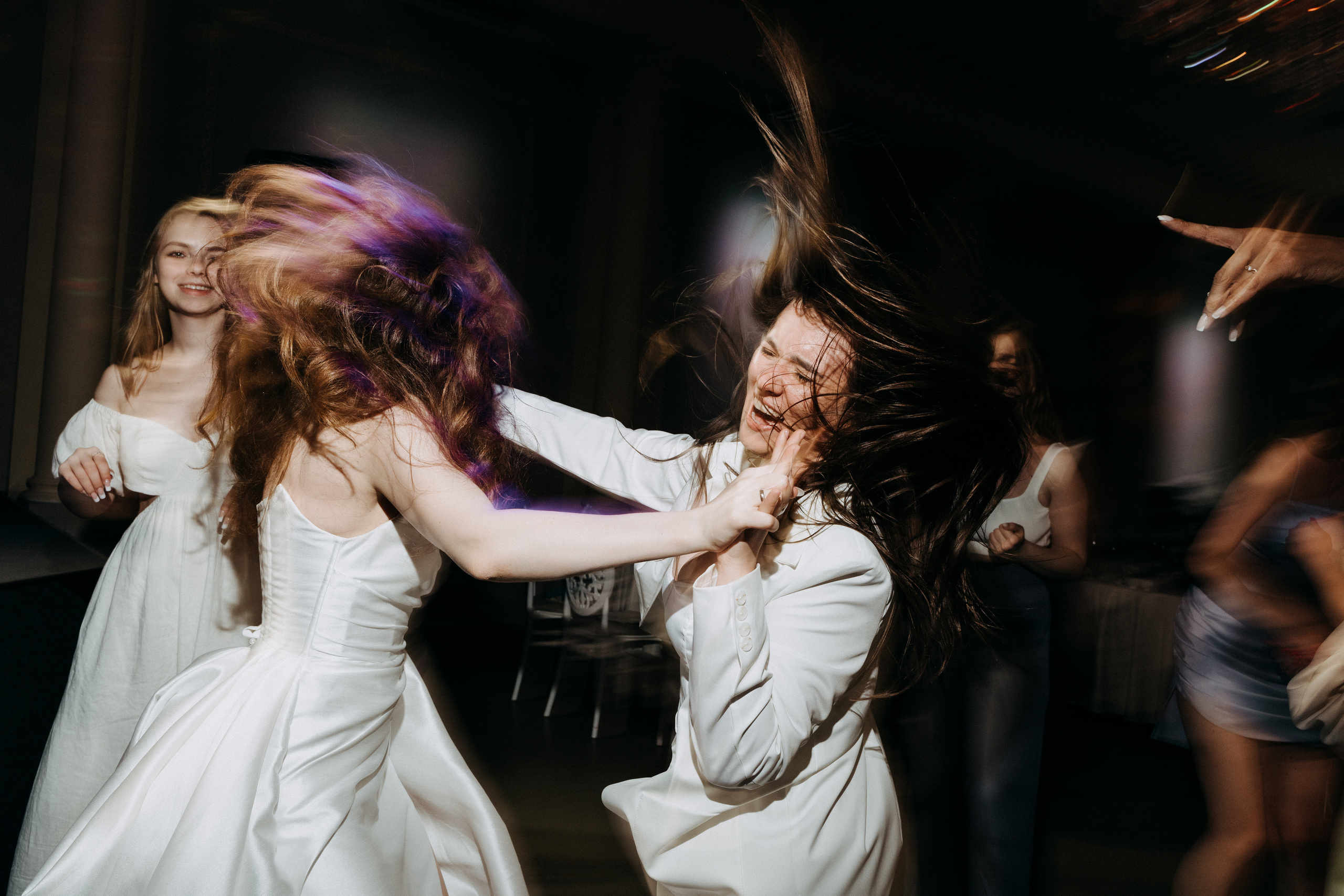 Современная свадьба с винтажным шлейфом в Санкт-Петербурге. Фотограф в Мурманске, Североморске и Санкт-Петербурге Валерия Козлова