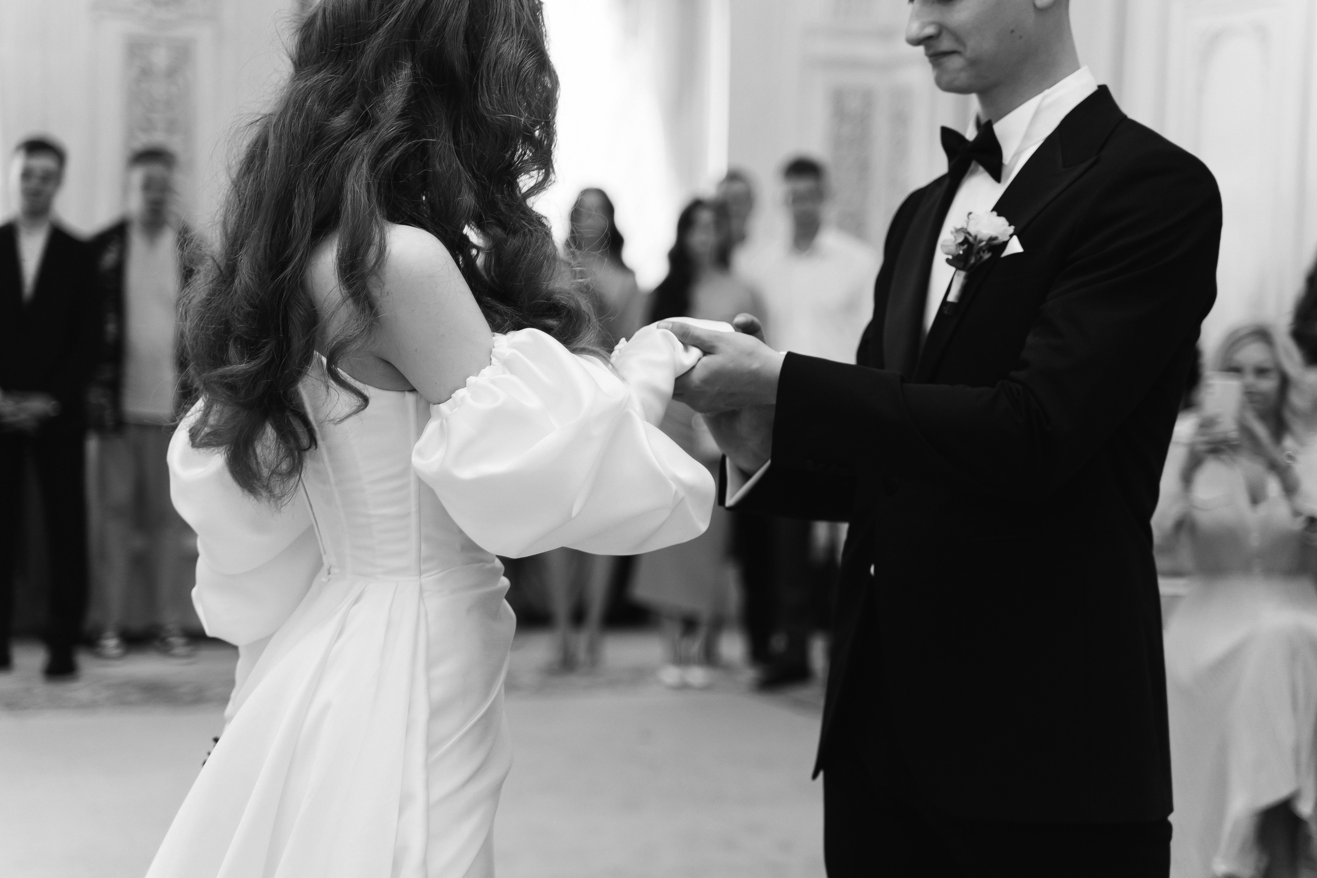 Современная свадьба с винтажным шлейфом в Санкт-Петербурге. Фотограф в Мурманске, Североморске и Санкт-Петербурге Валерия Козлова