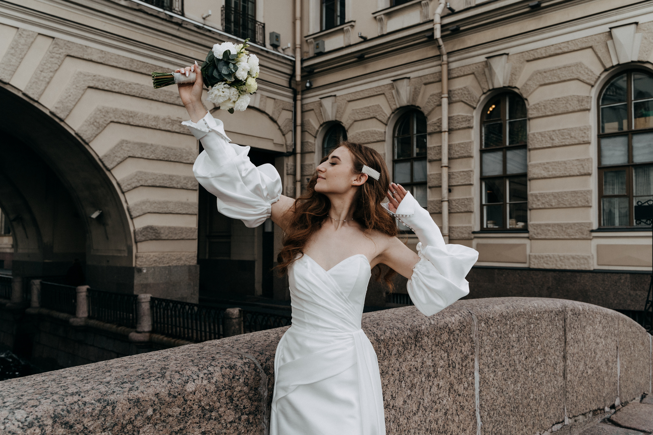 Современная свадьба с винтажным шлейфом в Санкт-Петербурге. Фотограф в Мурманске, Североморске и Санкт-Петербурге Валерия Козлова