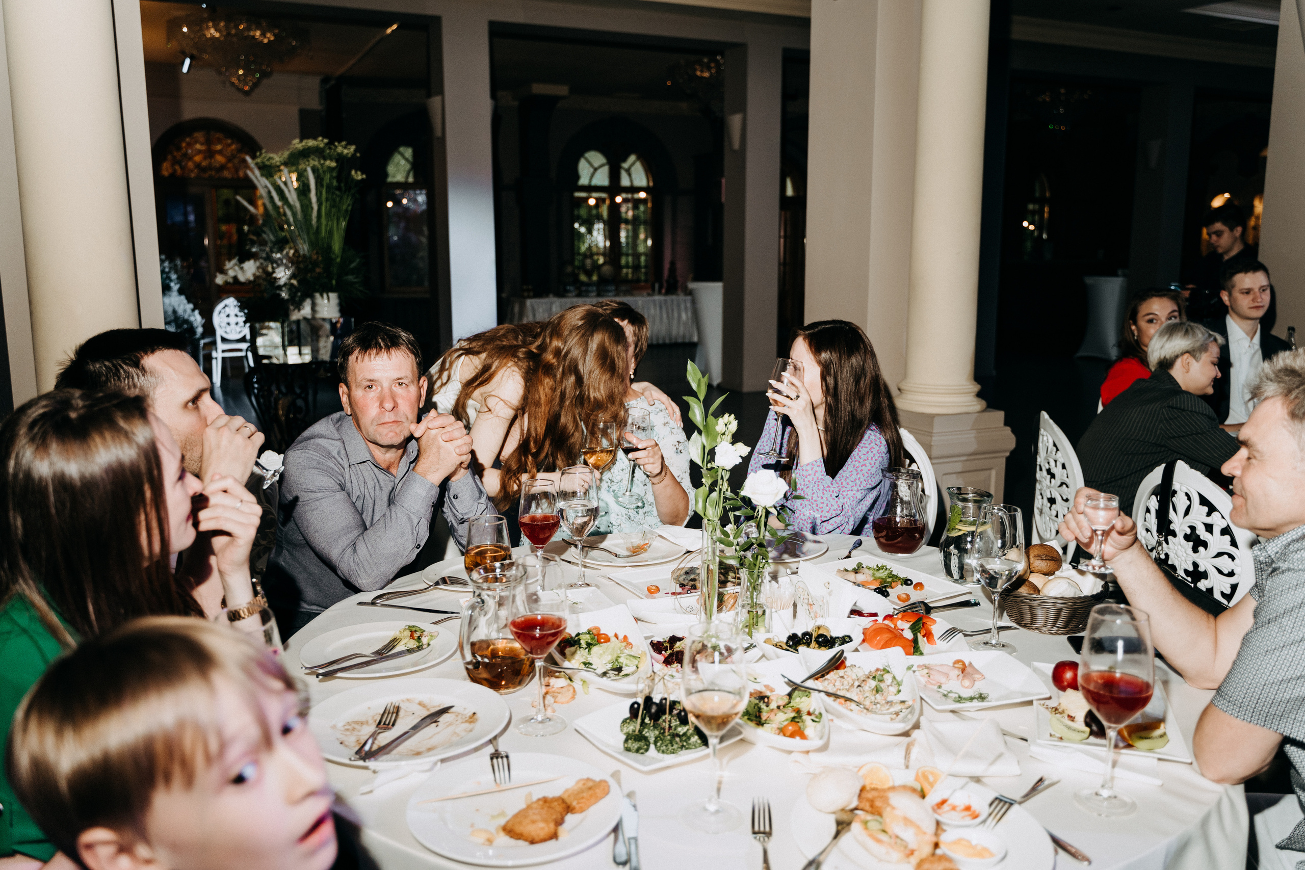 Современная свадьба с винтажным шлейфом в Санкт-Петербурге. Фотограф в Мурманске, Североморске и Санкт-Петербурге Валерия Козлова