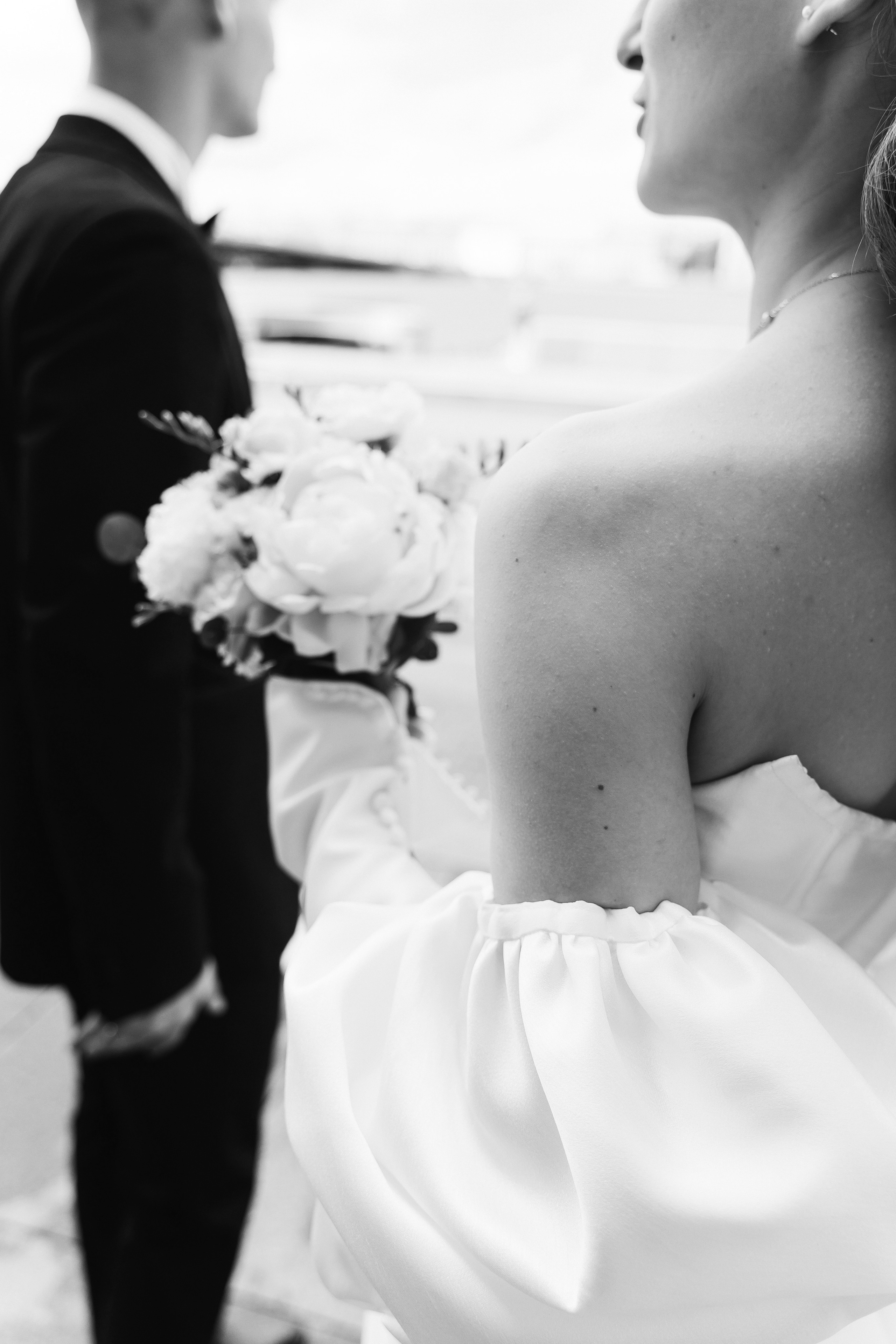 Современная свадьба с винтажным шлейфом в Санкт-Петербурге. Фотограф в Мурманске, Североморске и Санкт-Петербурге Валерия Козлова