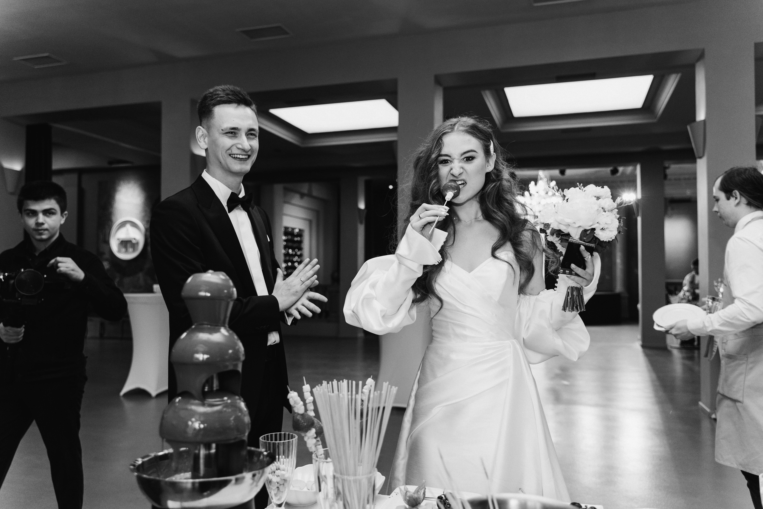 Современная свадьба с винтажным шлейфом в Санкт-Петербурге. Фотограф в Мурманске, Североморске и Санкт-Петербурге Валерия Козлова